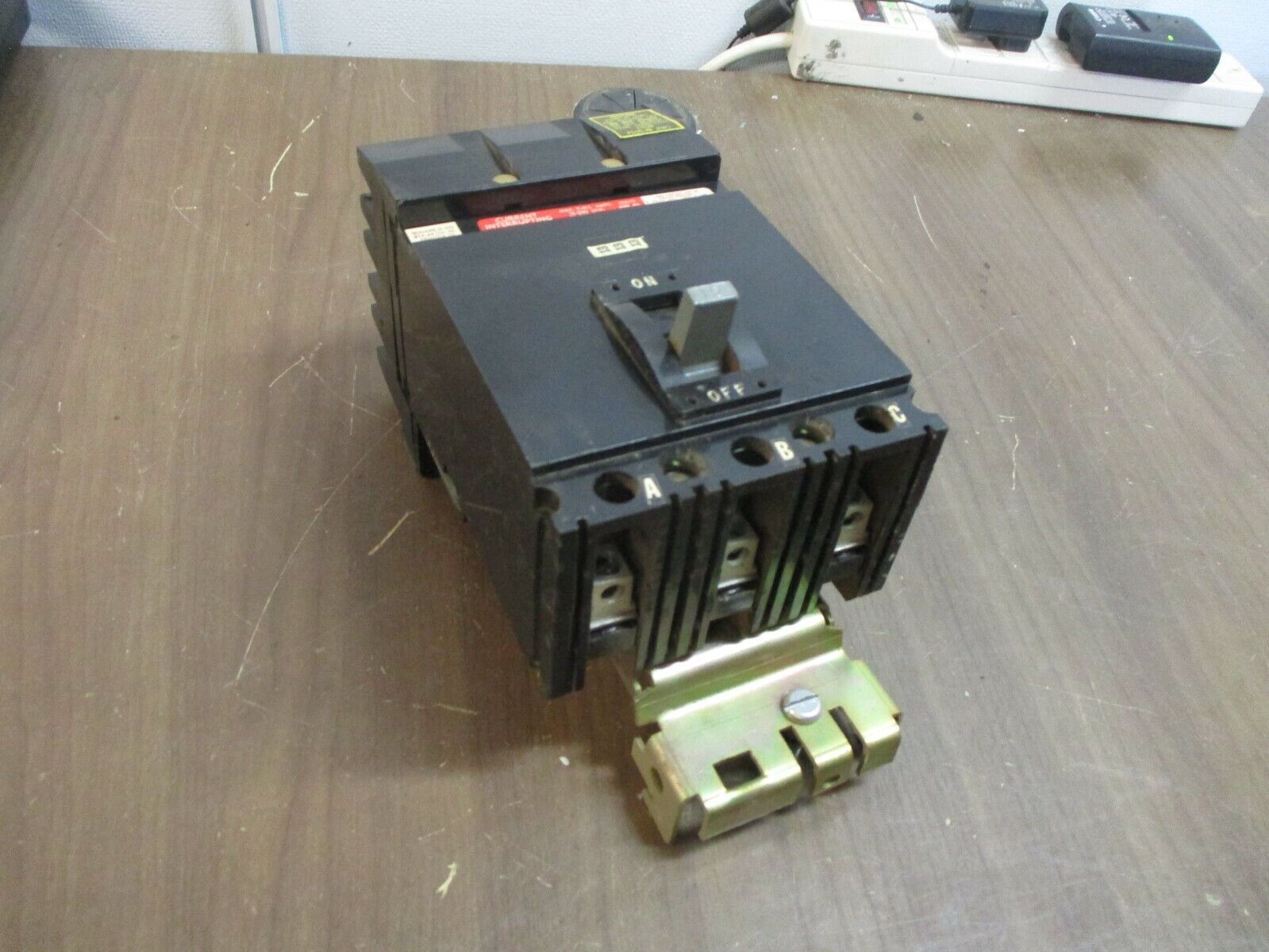 Square D I-Line Circuit Breaker FA-34015 15A 600V 3P Used