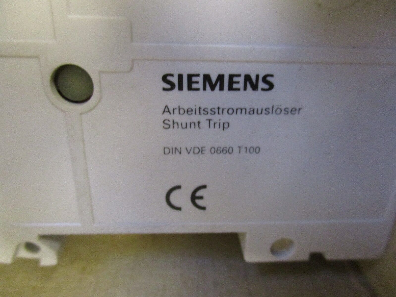 Siemens Shunt Trip 5SX9300 110...415V New Surplus