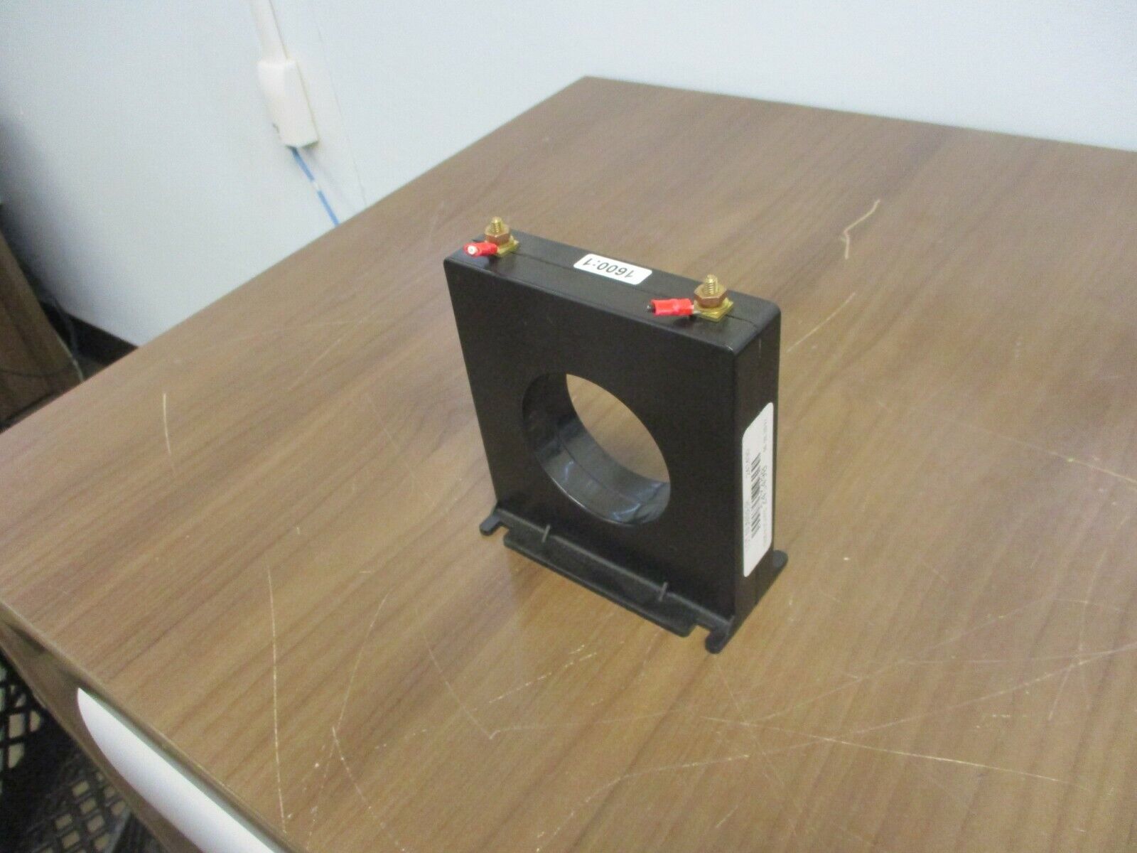 T.E Connectivity Model 12-779131-01 Current Transformer Ratio 1600:1A 45VA 600V