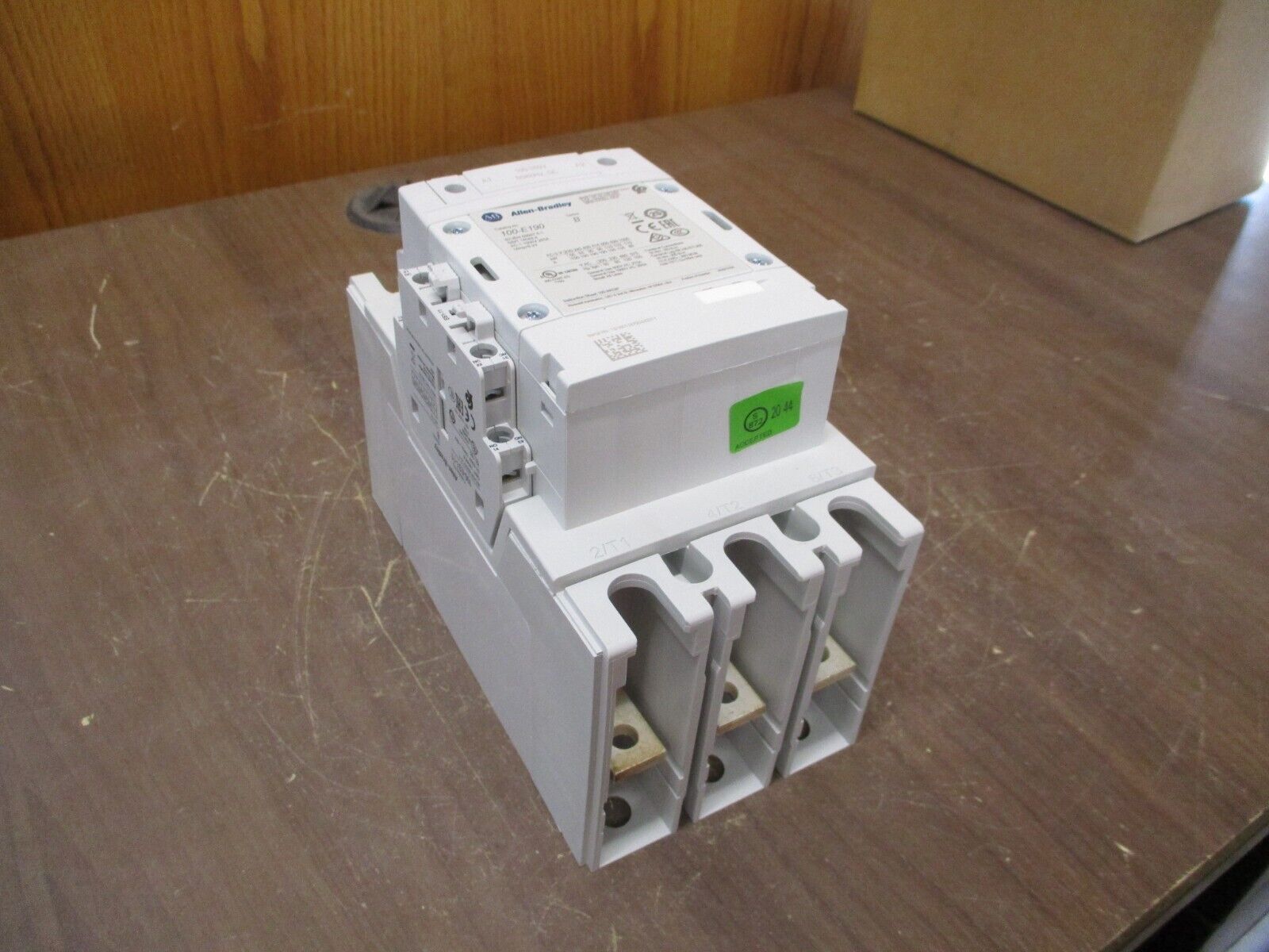 Allen-Bradley Contactor 100-E190KD11 Ser. B 100-250V AC/DC Coil New Surplus