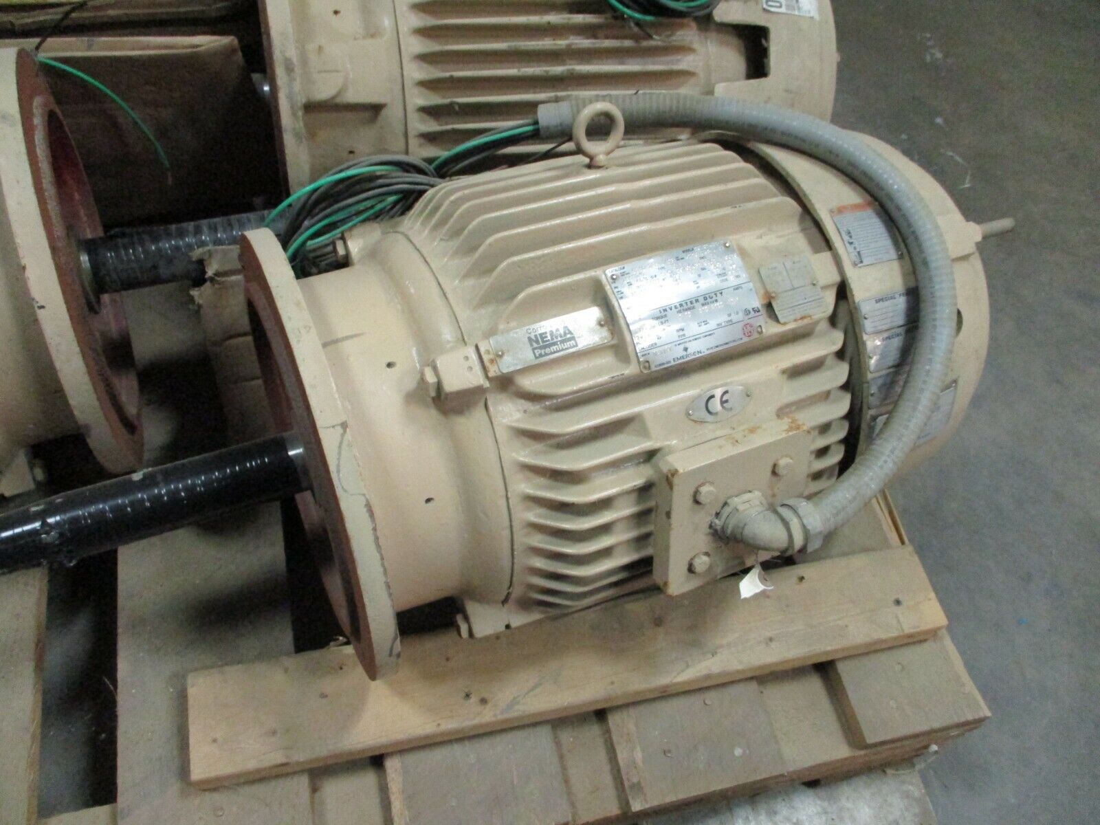 US Motors AC Motor 10709431-100 25HP 3600RPM TE 286TDYZ Frame Used