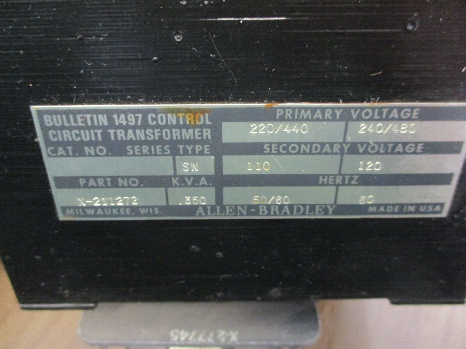 Allen-Bradley Type SN Control Transformer X-211272 0.350kVA Pri: 240/480V Used