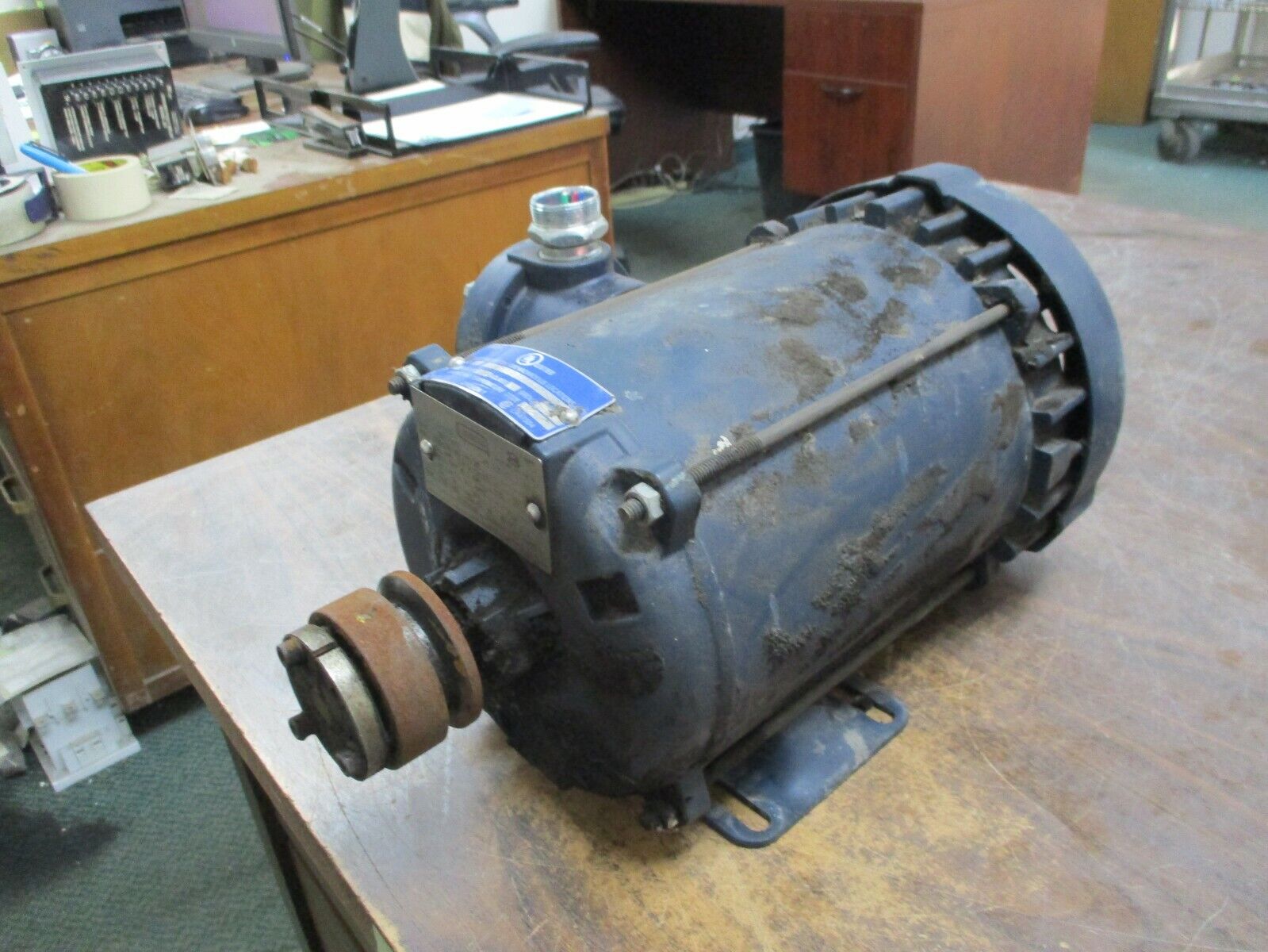 Leeson AC Motor A6T17XB21F 3/4-1/2HP 1725-1425RPM 208-230/460-190/380V Used