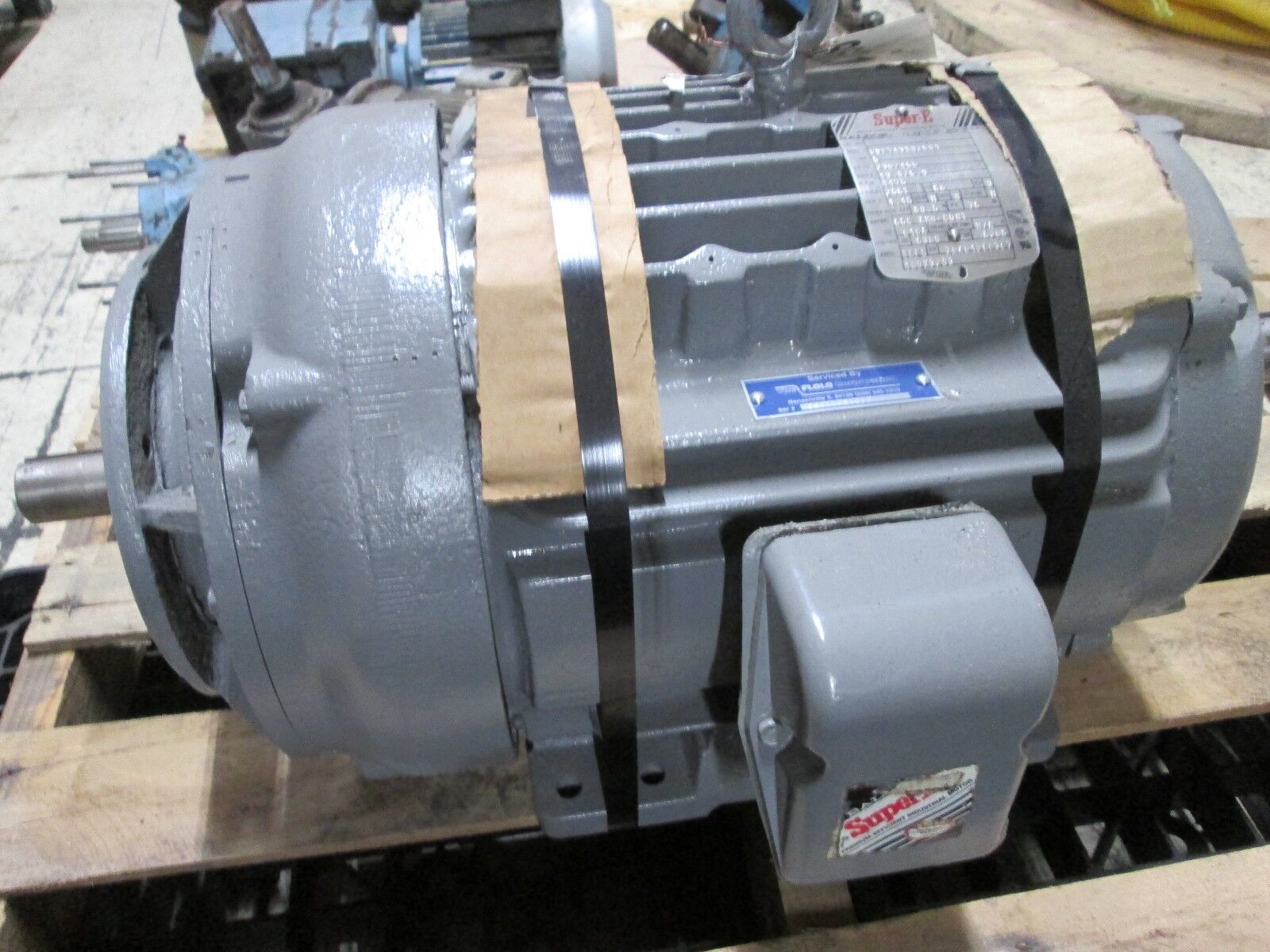 Baldor Super-E Motor 09F743X92661 5HP 230/460V 13.8/6.9A 1175RPM New Surplus