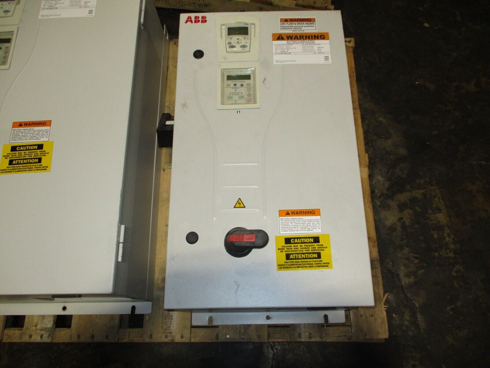 ABB ACH550 AC Drive w/ Bypass ACH550-BDR-015A-4+B055+F267+K452 10HP 3Ph Used