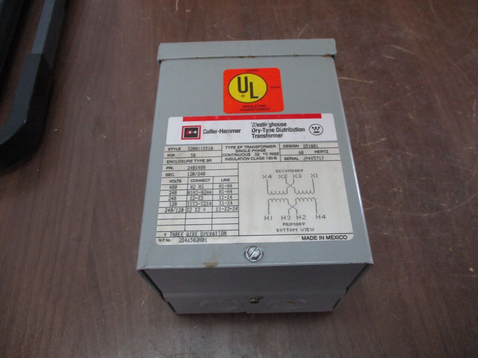 Cutler-Hammer Westinghouse Distribution Transformer S20N11S51N 0.50kVA 60Hz Used