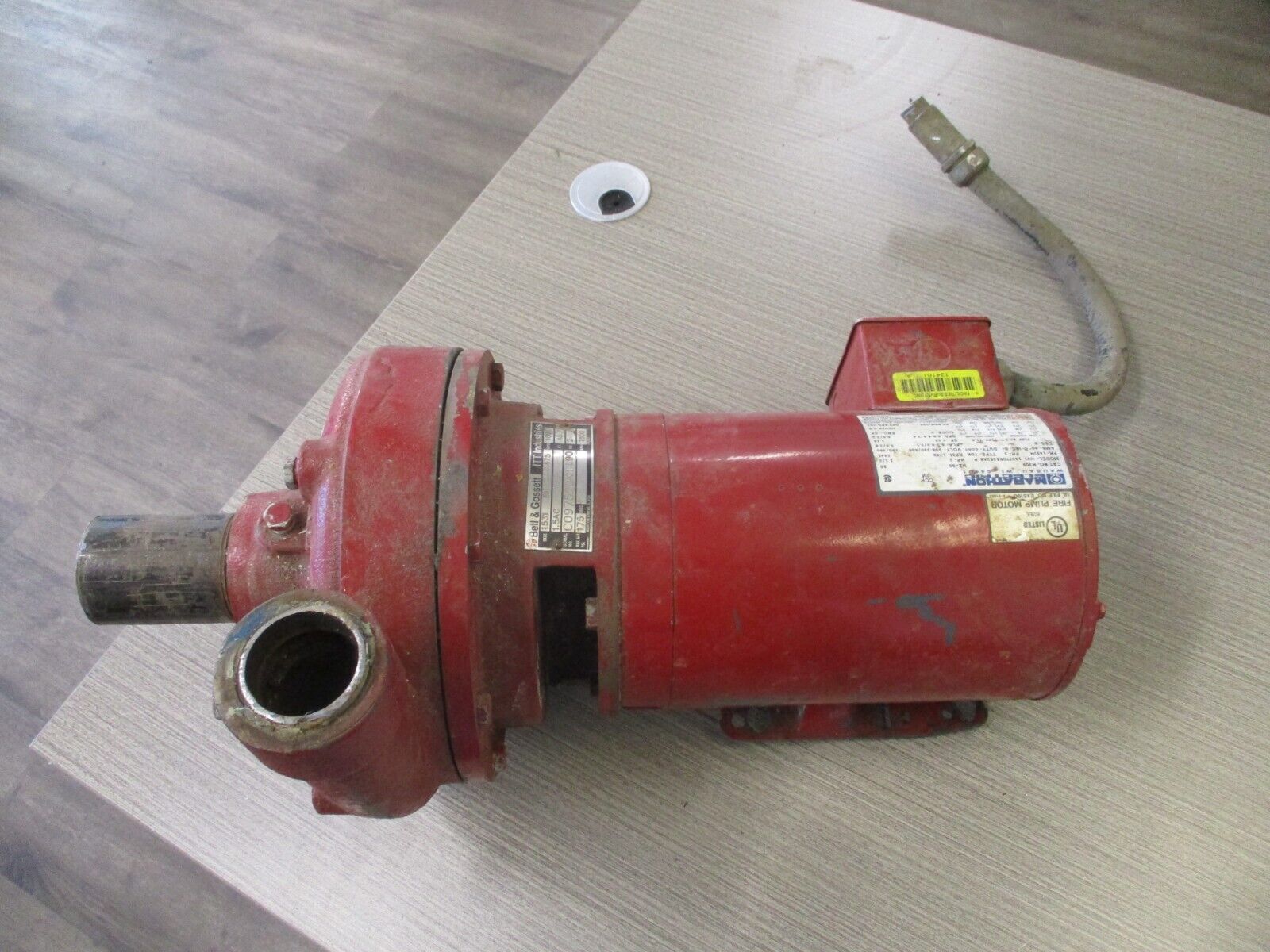 Bell & Gosset Pump 1531 BF 6.875 1.5AC 2HP 1800RPM 100GPM 45 Ft Head Used