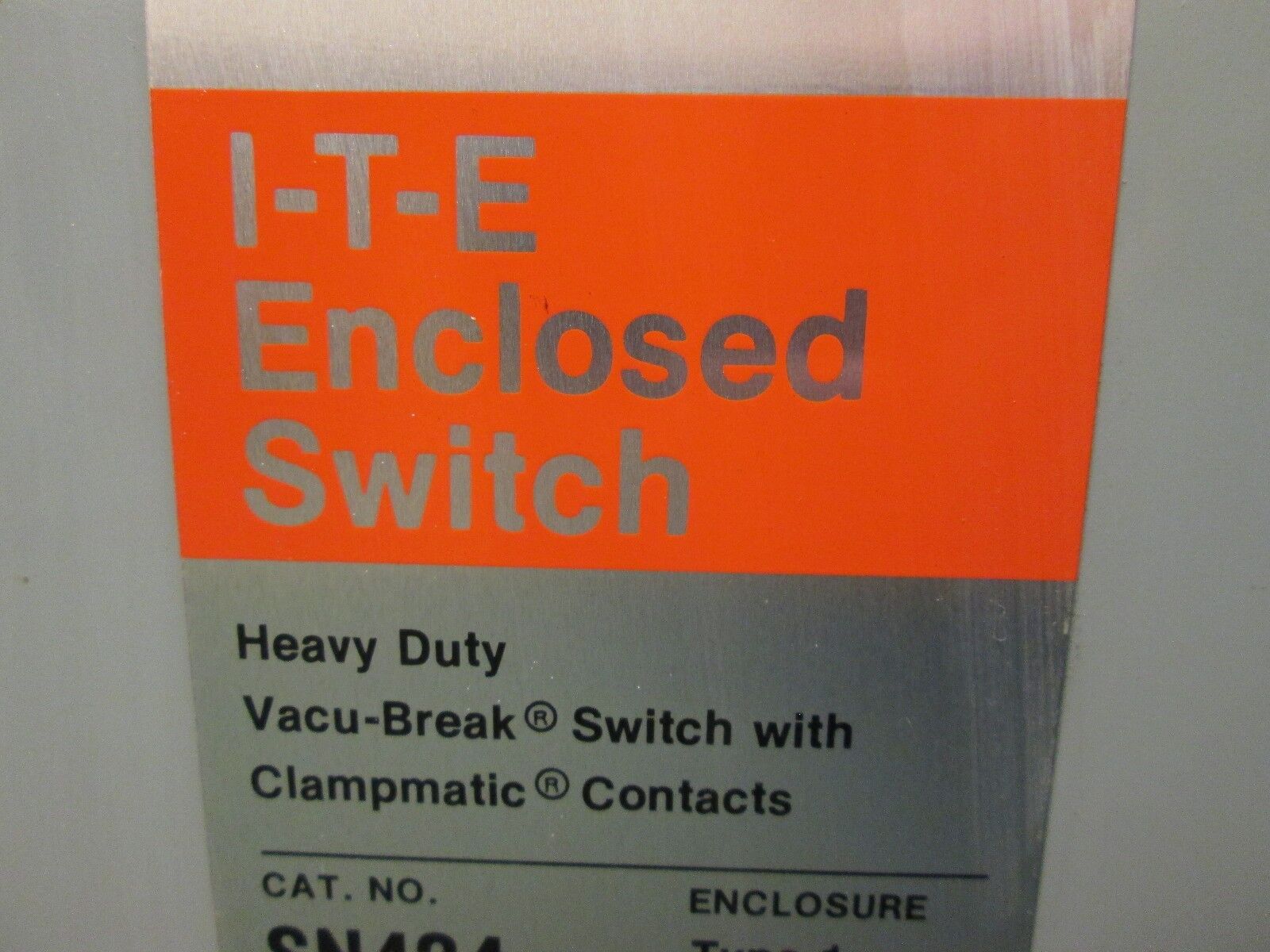 ITE Safety Switch SN424 200A 240VAC 3Ph Type 1 Enclosure Used