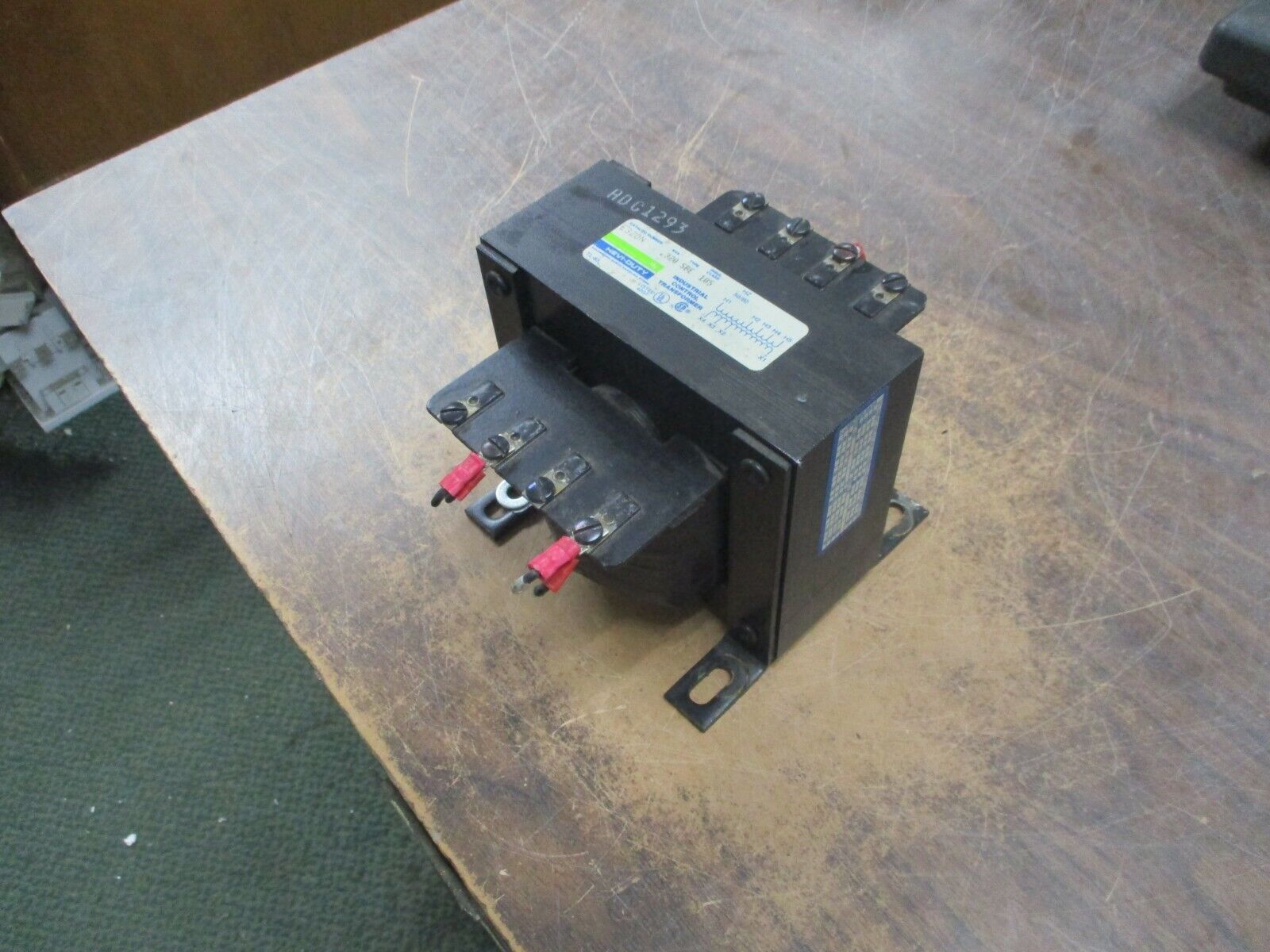 Hevi-Duty Type SBE Control Transformer E320N 0.320KVA 50/60Hz Used