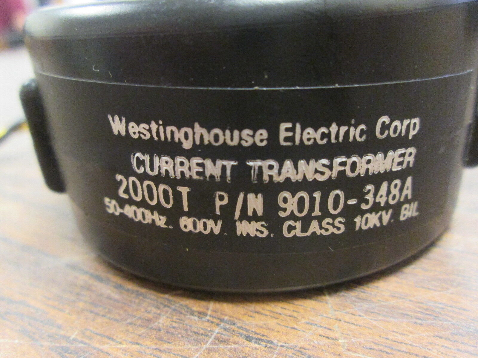 Westinghouse Current Transformer 9010-348A 2000T 10KV BIL 600V 50-400Hz Used