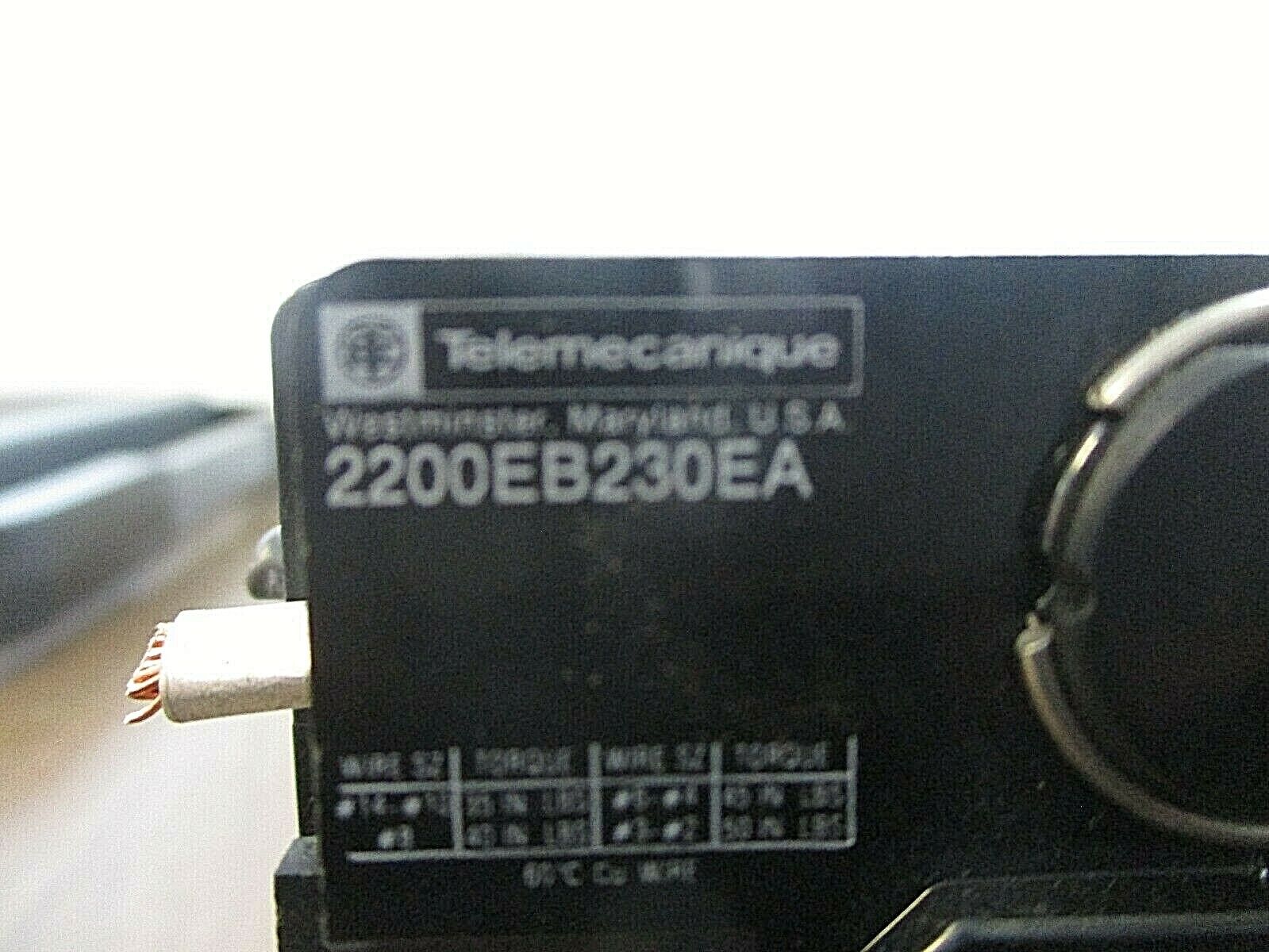 Telemecanique Contactor 2200EB230EA 24V Coil w/ Aux Contact Used