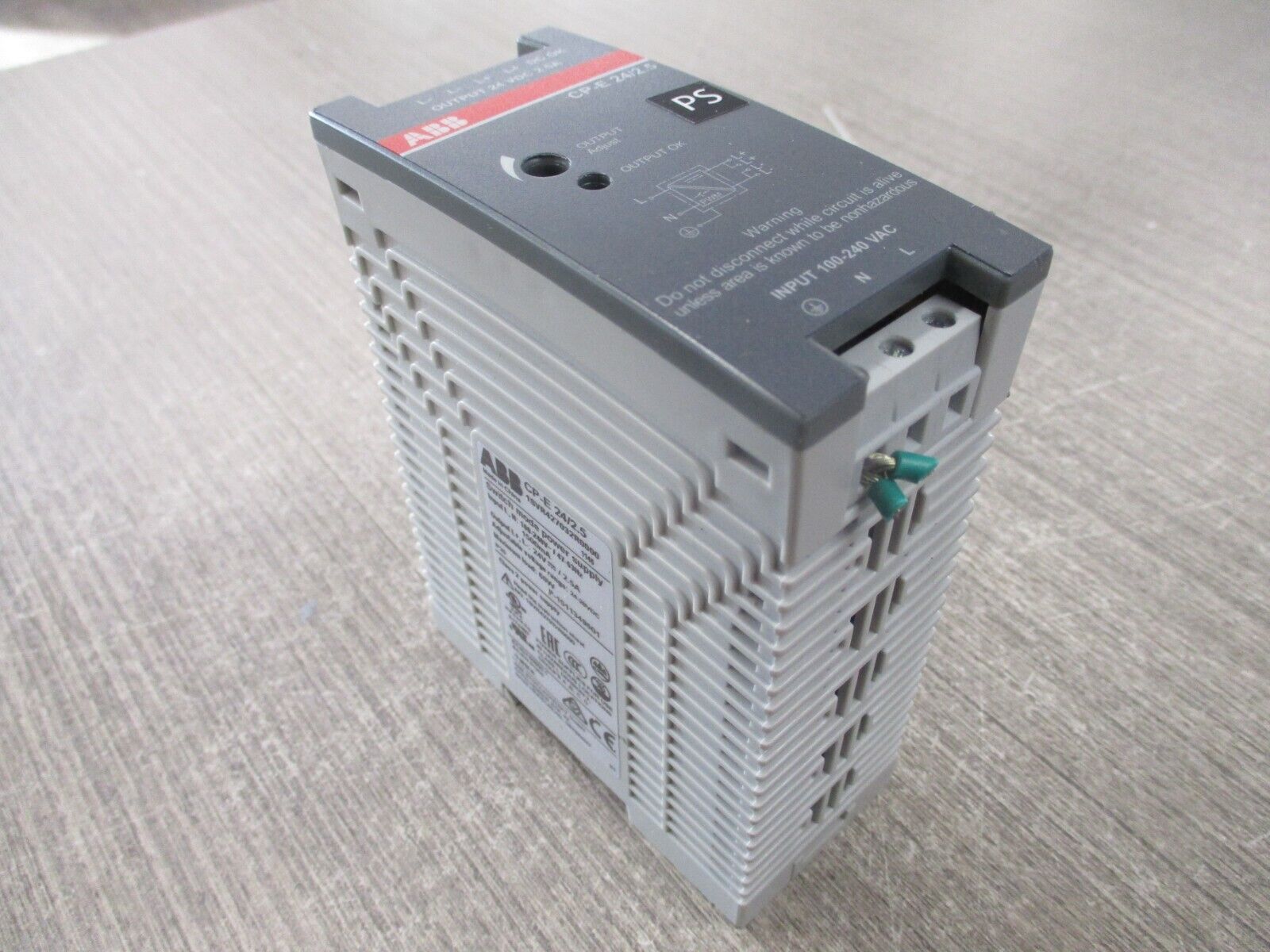 ABB CP-E 24/2.5 Power Supply 1SVR427032R0000 60W Used