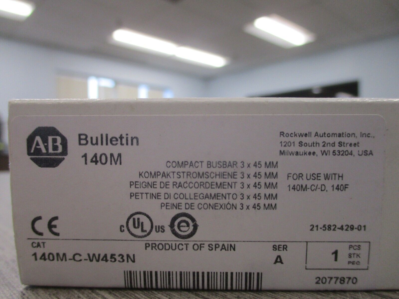 Allen-Bradley Compact Busbar 140M-C-W453N Ser. A 3 x 45 mm New Surplus