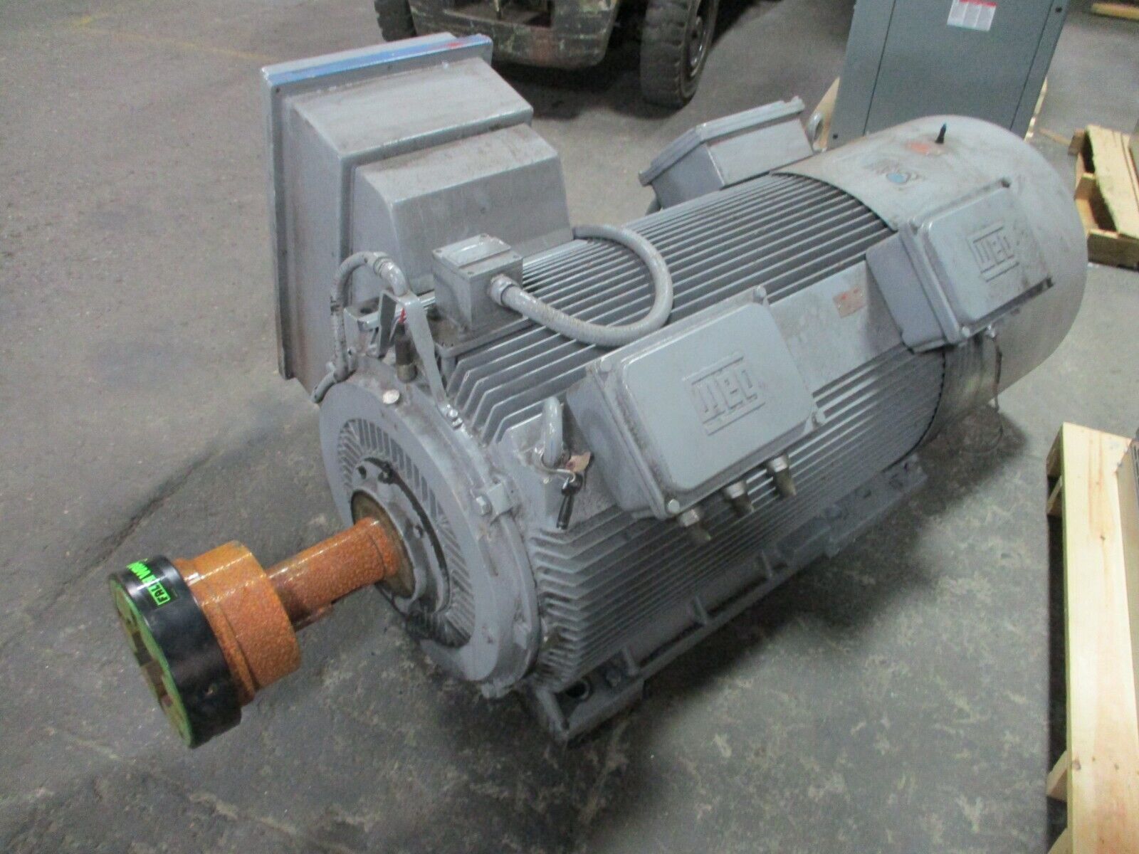 WEG AC Motor HGF 5009 HV400404S4 400HP 1800RPM 4160V 60Hz Used