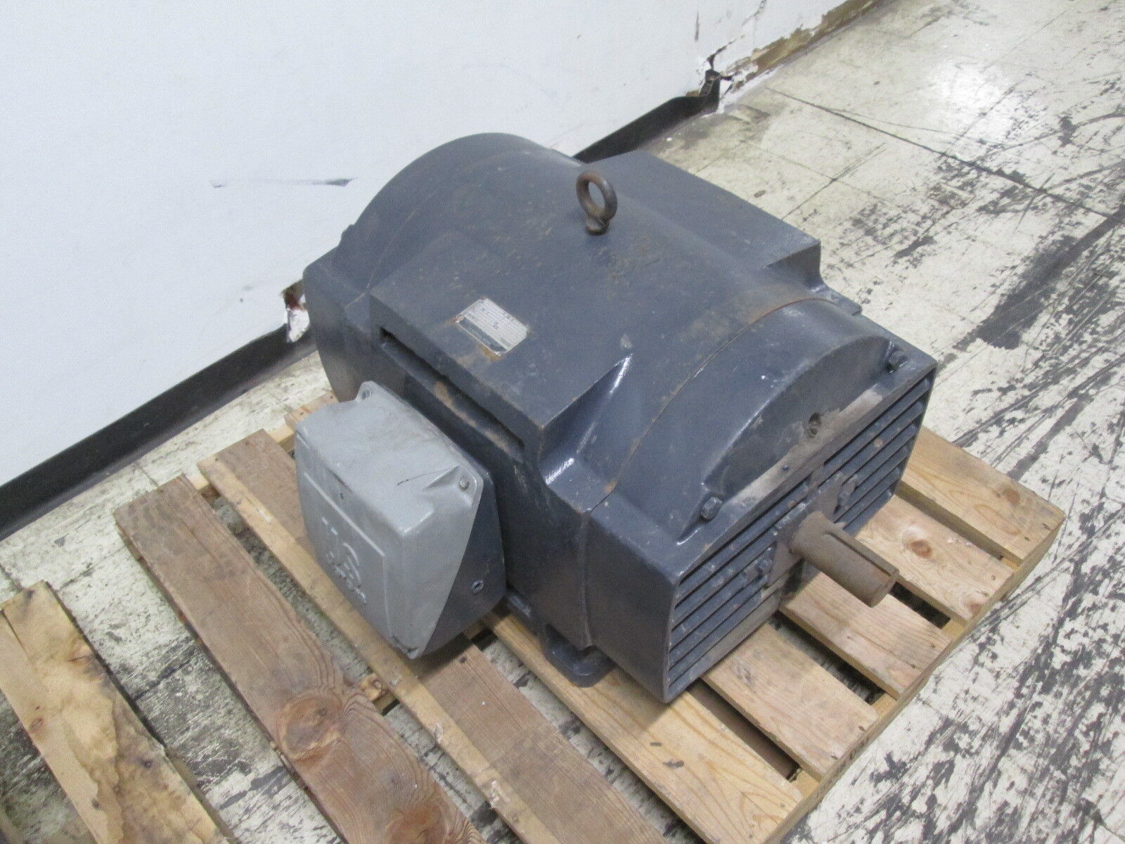 US Motors AC Motor 200HP 1780RPM FR:445TS DP 460V 232A Used