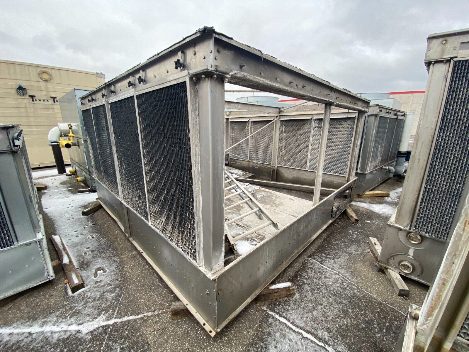 Evapco ATWB Closed Loop Cooling Tower ATWB 12-7L24-Z, 500 Ton MFD 2019