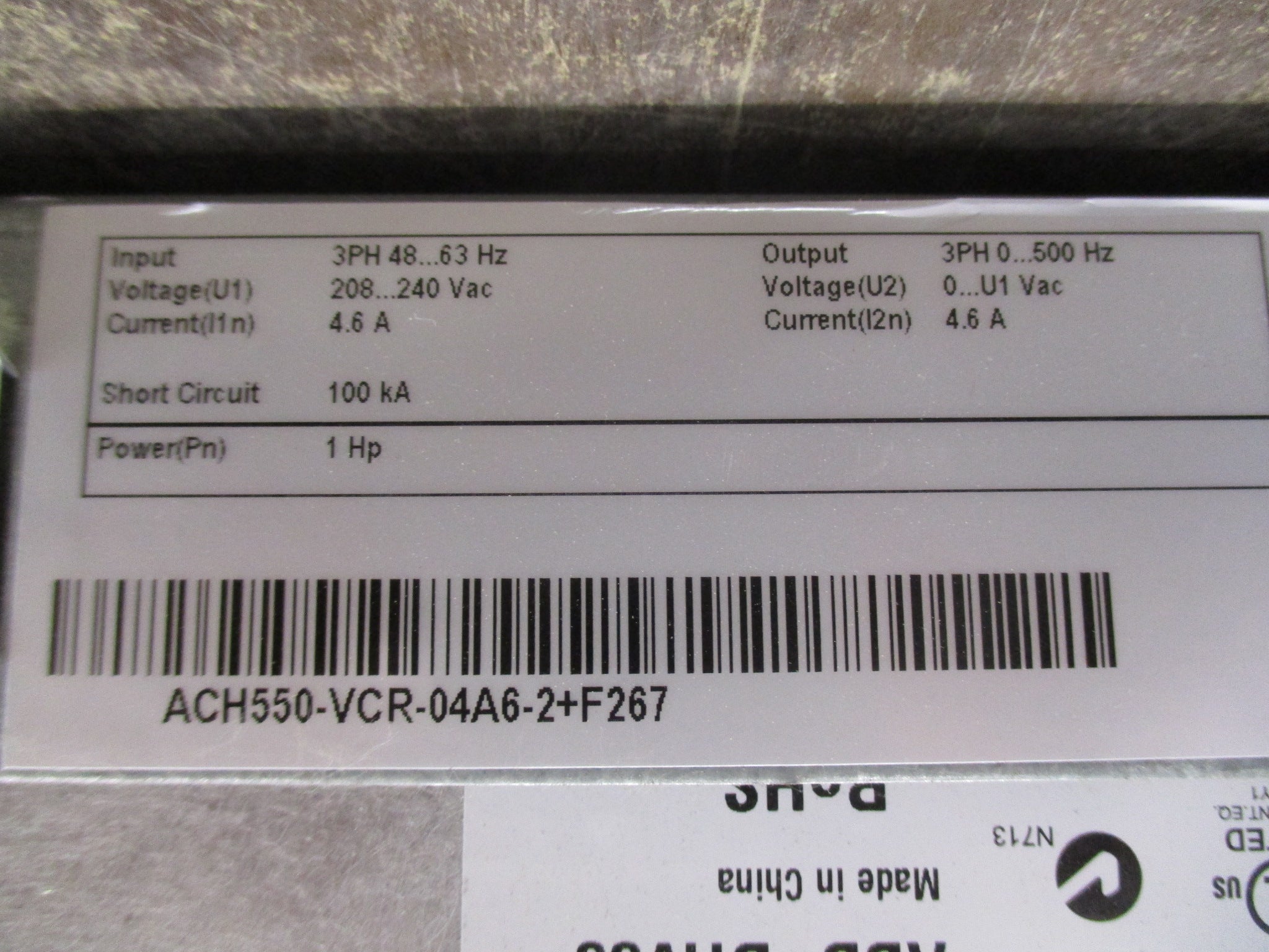 ABB ACH550 AC Drive w/ Bypass ACH550-VCR-04A6-2+F267 1HP 3Ph w/ Keypad Used