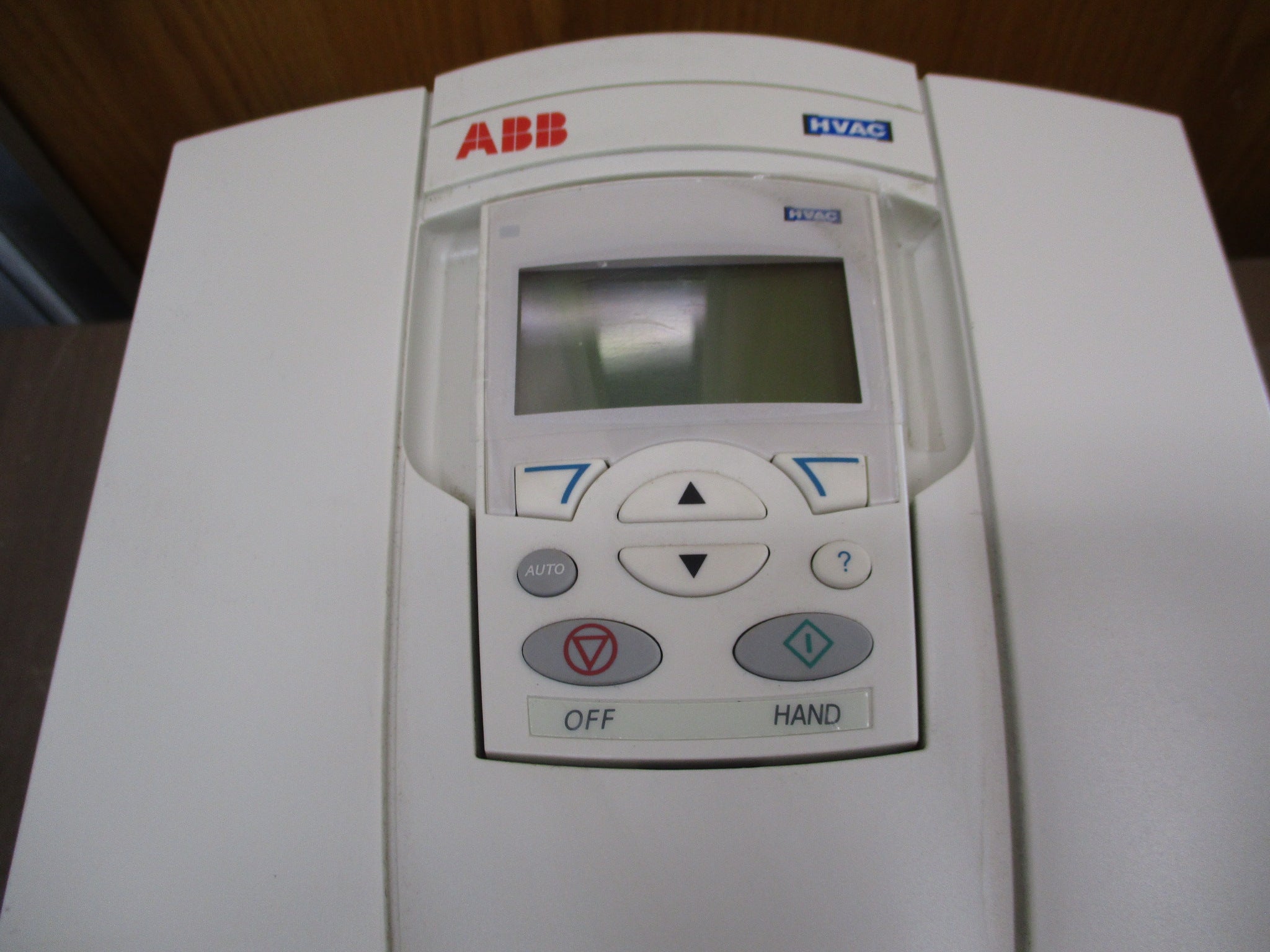 ABB ACH550 AC Drive ACH550-UH-046A-2 15HP/7.5HP w/ Keypad Used