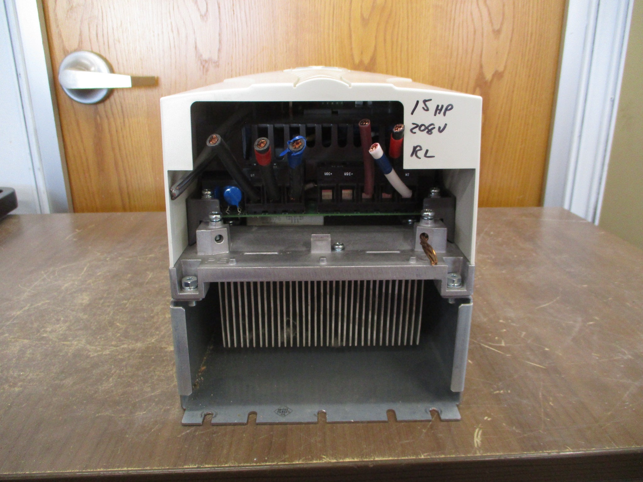 ABB ACH550 AC Drive ACH550-UH-046A-2 15HP/7.5HP w/ Keypad Used