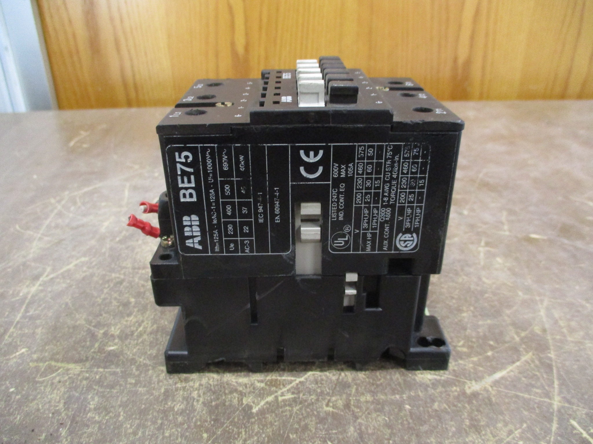 ABB Contactor BE75C-Y21EX 24VDC Coil *Chipped Reset* Used