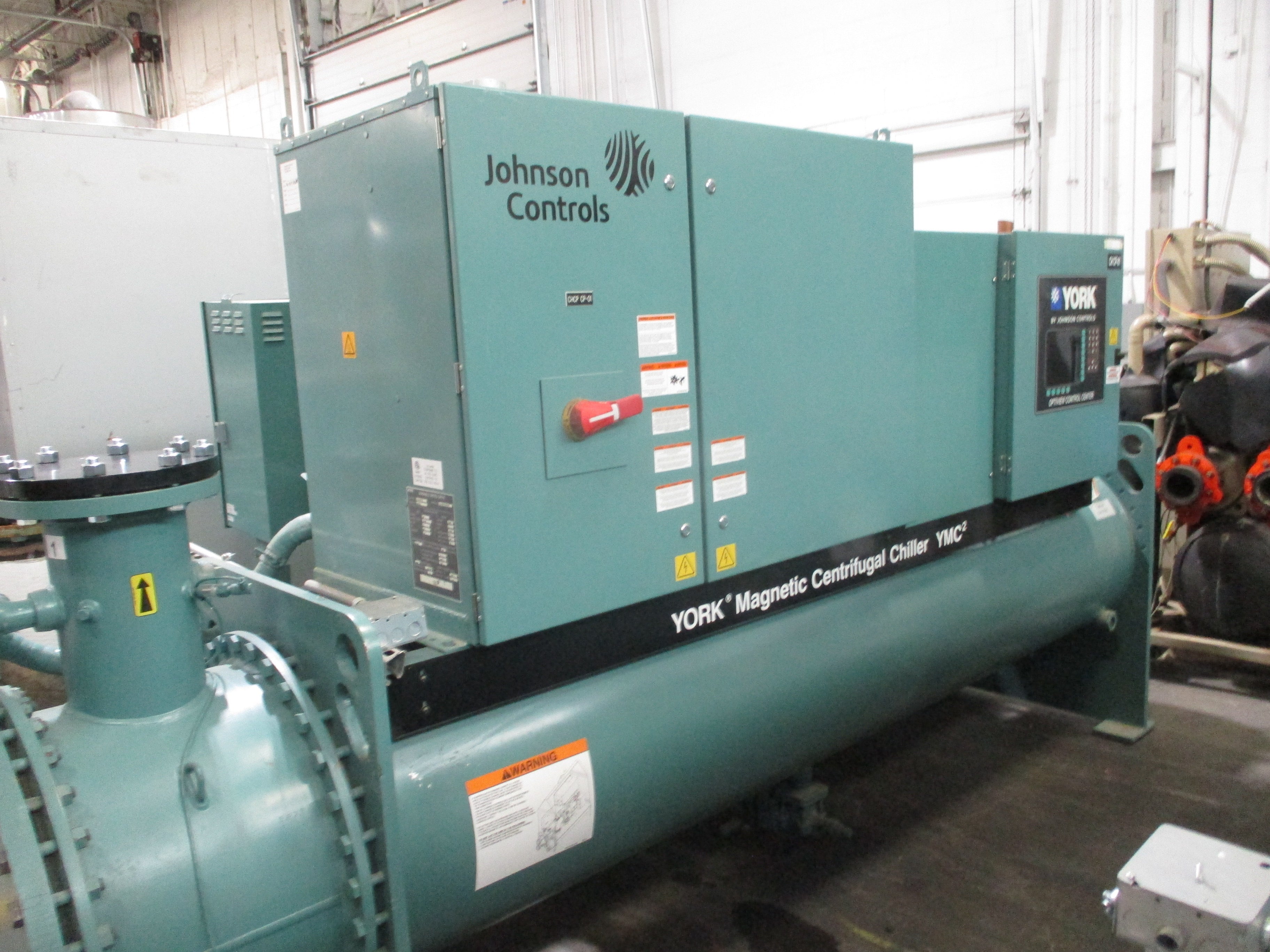 York YMC2 Water Cooled Chiller YMC2-S0879AA 250 ton 460V 3Ph R-134A 17,433 Operating Hours 24,750 Start MFD: 2017