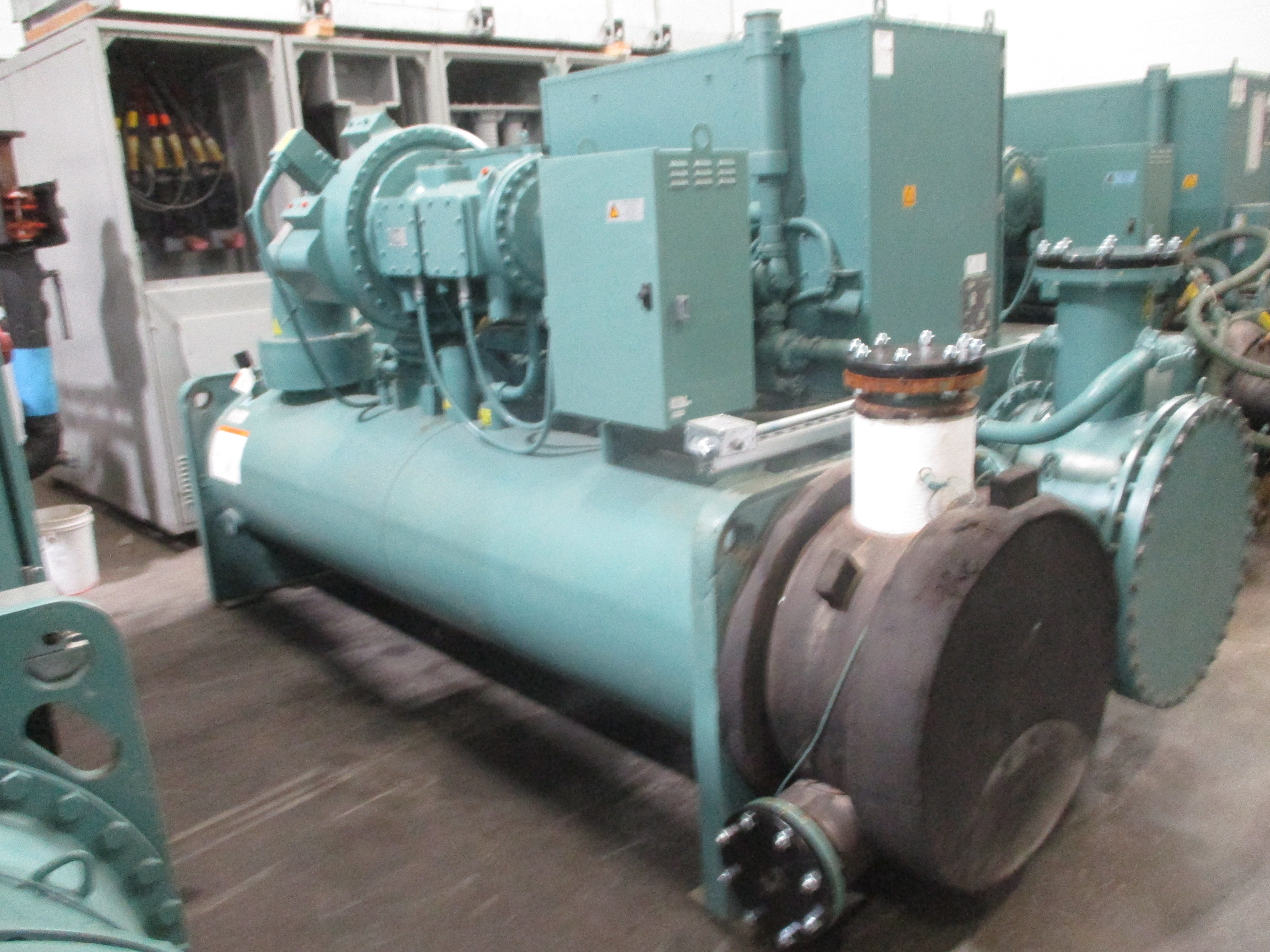 York YMC2 Water Cooled Chiller YMC2-S0879AA 250 ton 460V 3Ph R-134A 14,082 Operating Hours 22,263 Starts MFD: 2017