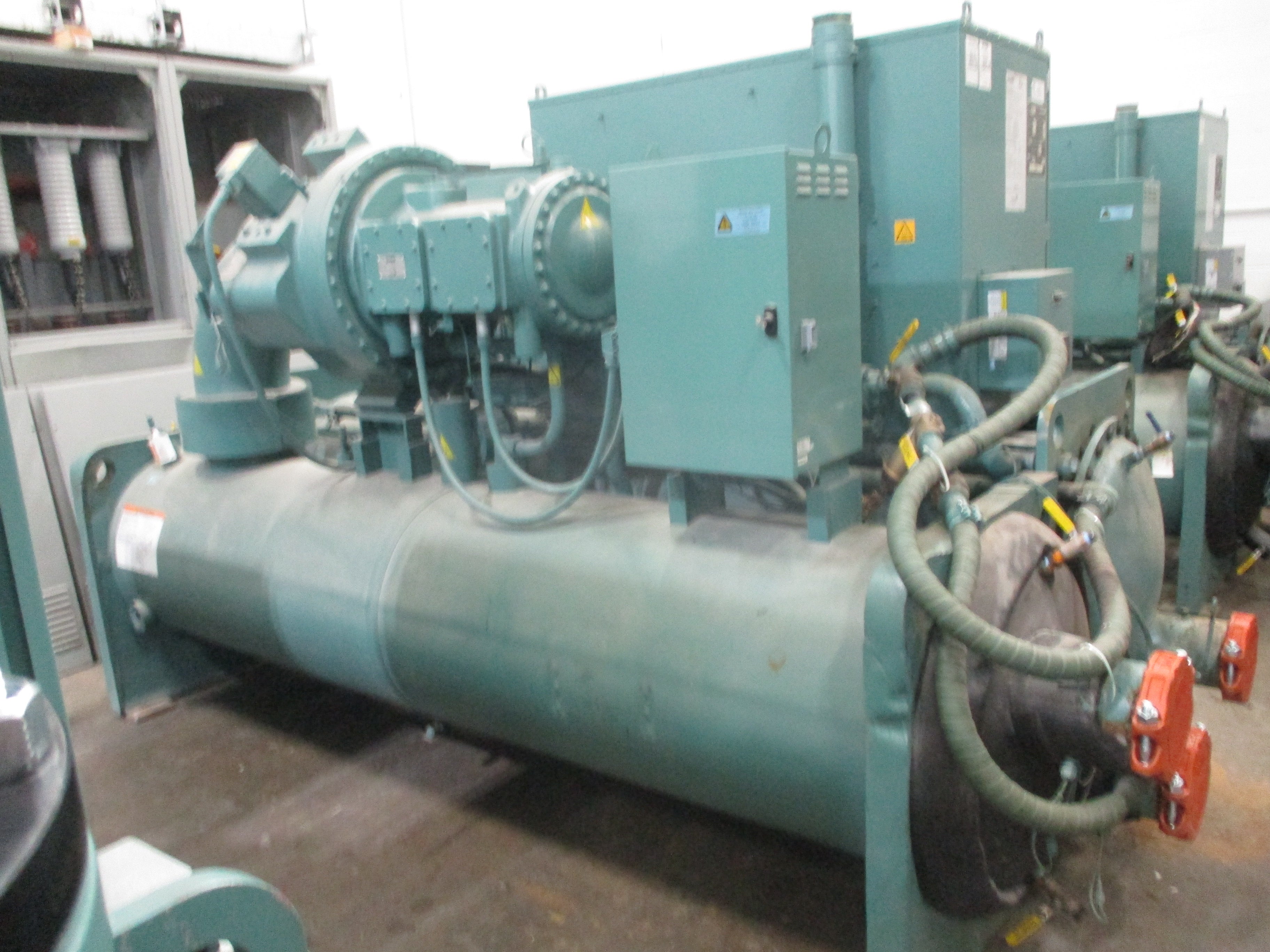 York YMC2 Water Cooled Chiller YMC2-S0967AAS 275 Ton 460V 3Ph 9,924 Operating Hours 15,443 Starts MFD 2017 Used