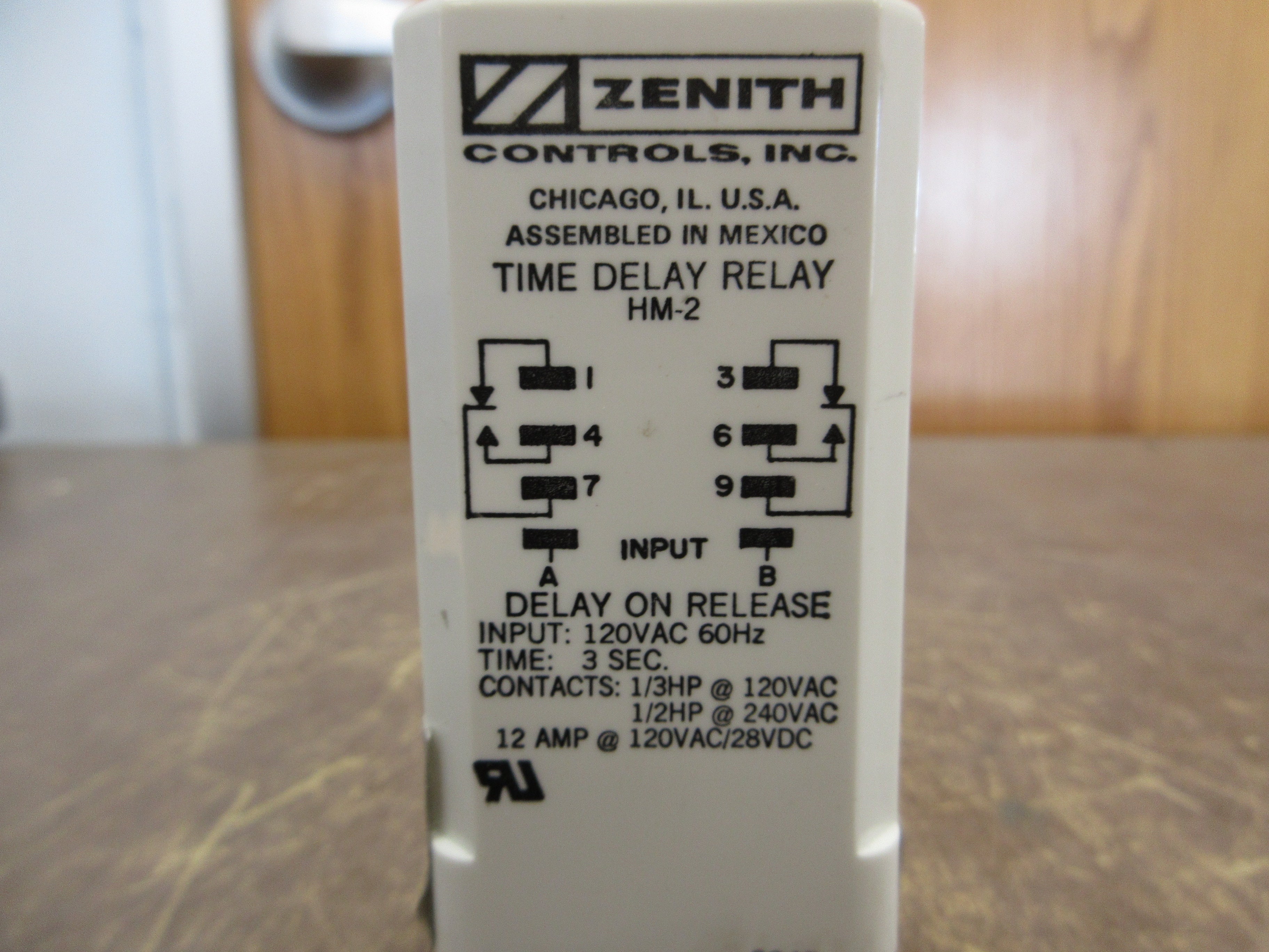 Zenith HM-2 Time Delay Relay HM K-1190 120VAC 60Hz w/ Base Used