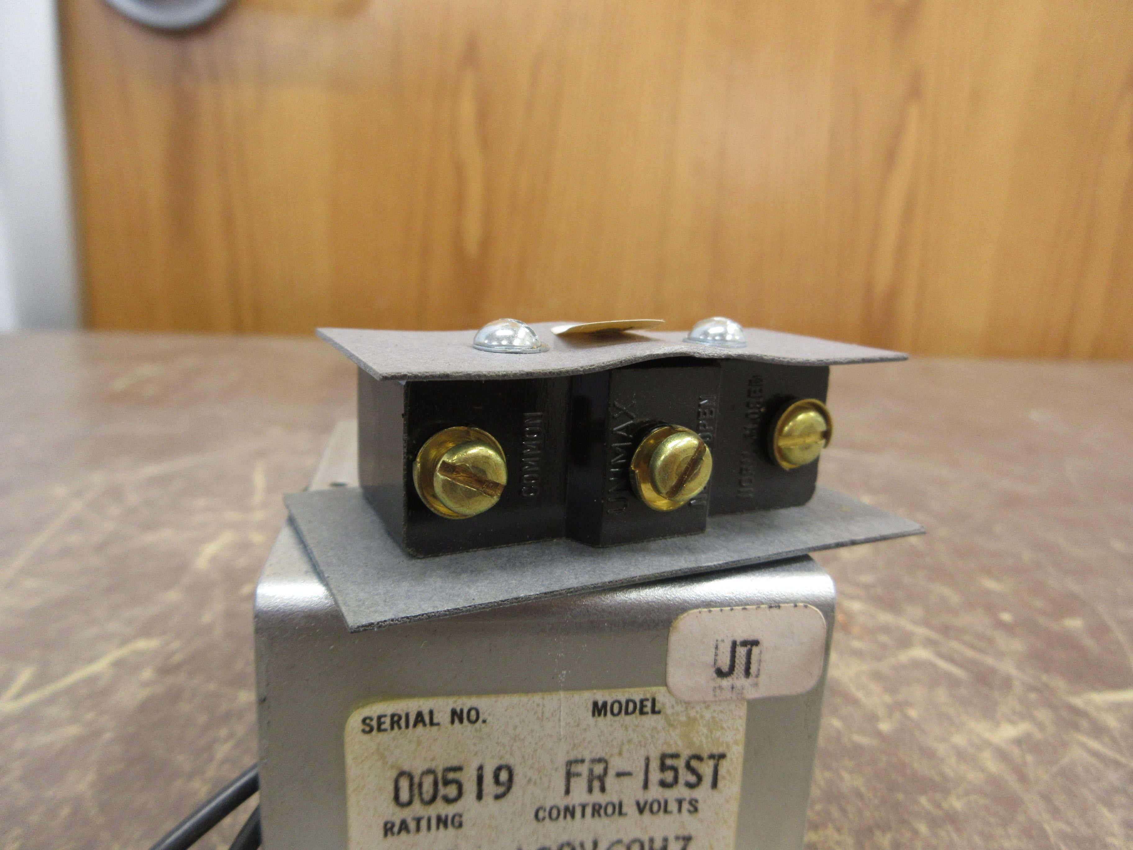 Zenith Timer FR-15ST 15A 120V 60Hz Used