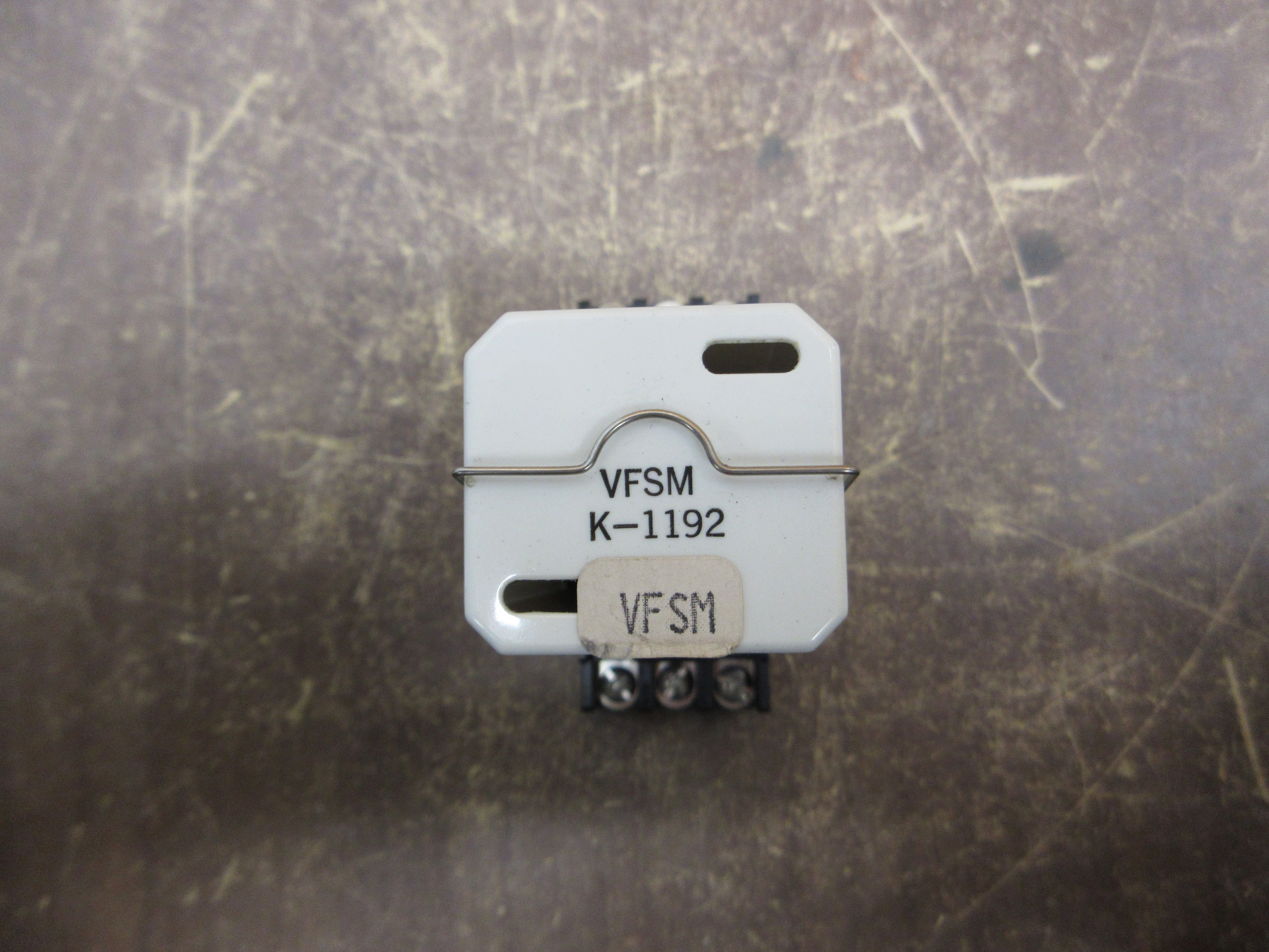 Zenith Voltage Frequency Sensor VFSM K-1192 120V 50/60Hz w/ Base Used