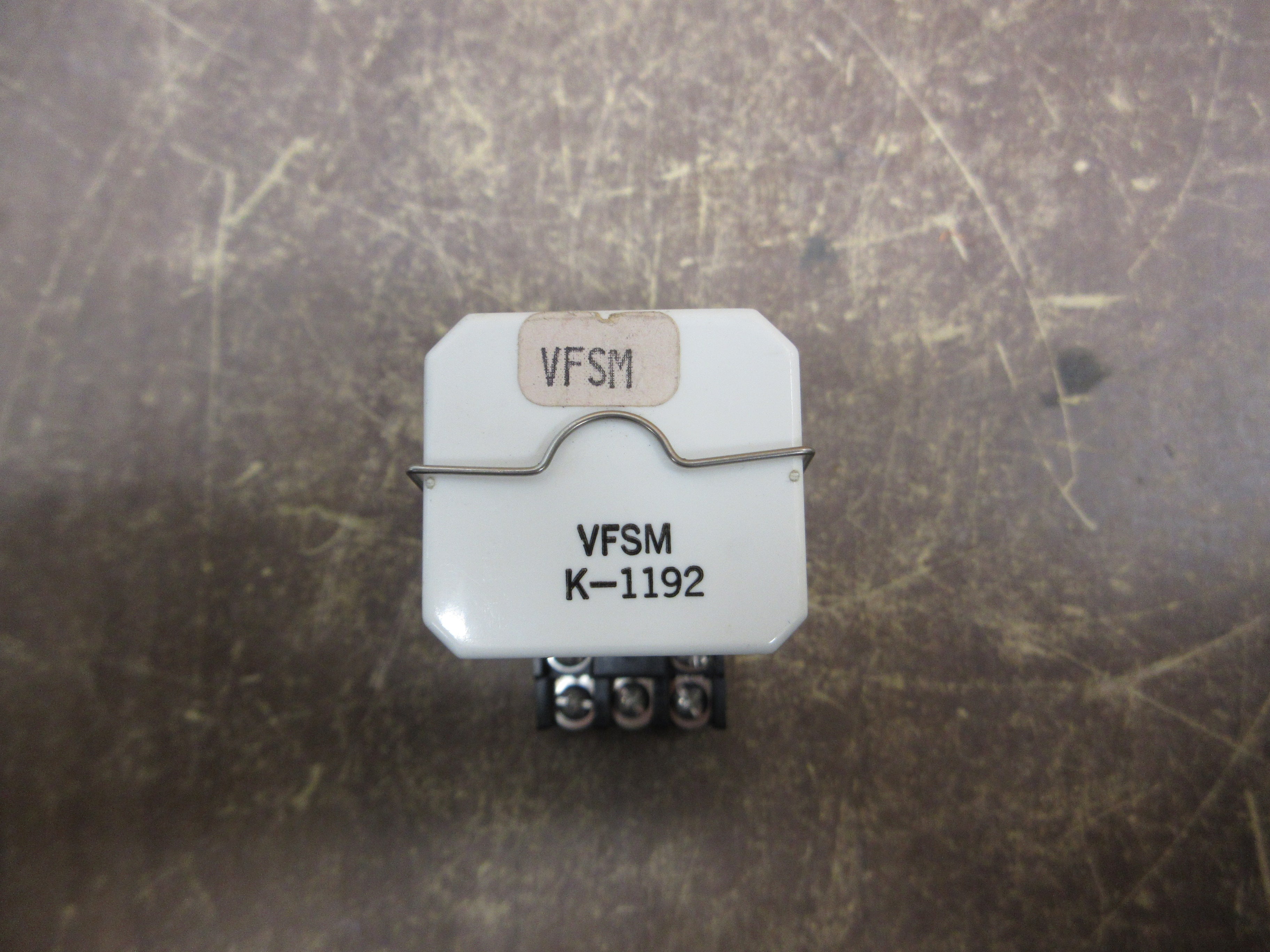 Zenith VFSM-1 Voltage Frequency Sensor VFSM K-1192 120V 50/60Hz w/ Base Used