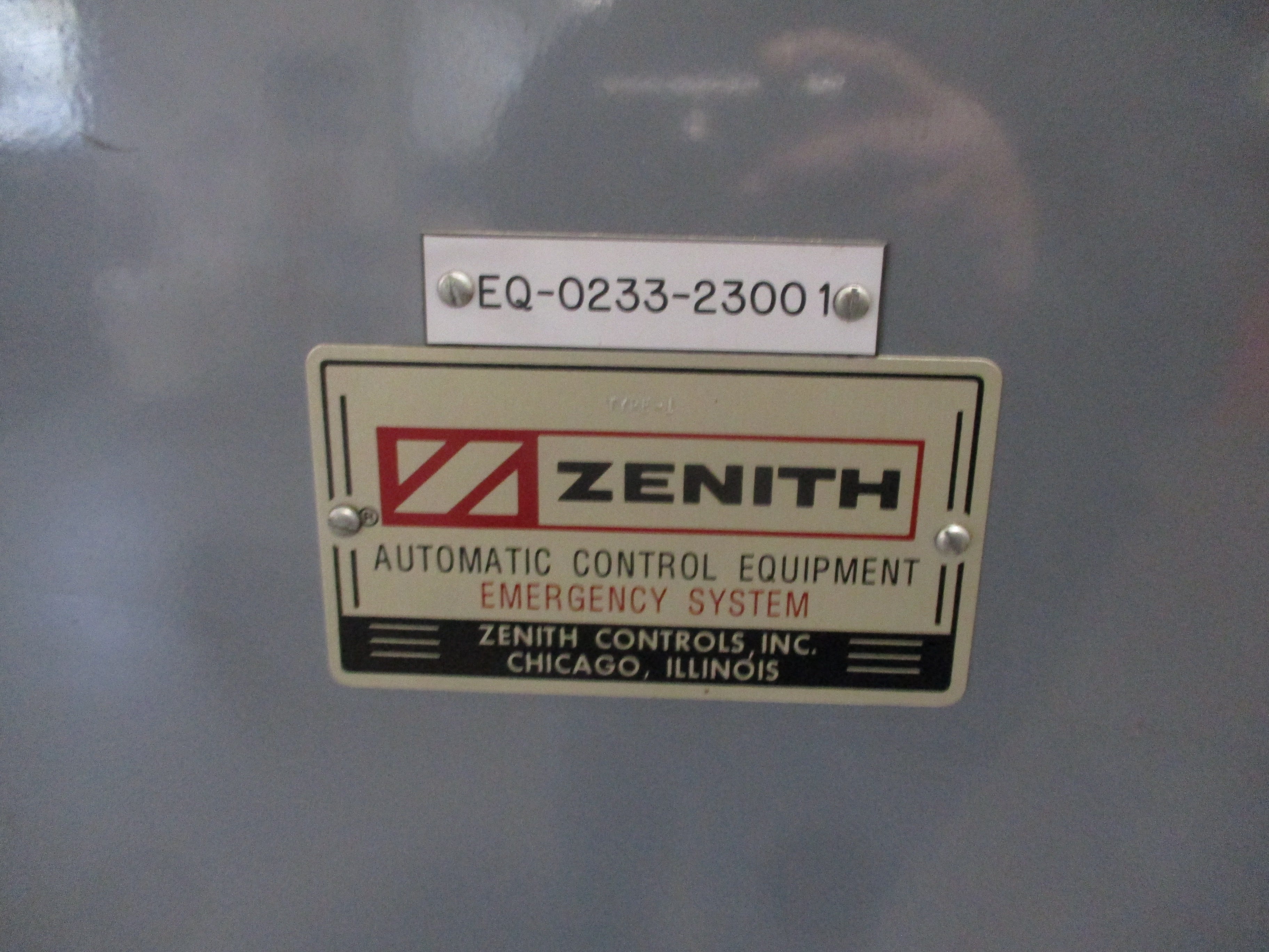 Zenith Automatic Transfer Switch ZTSHU40EC-5AALLST.6B 400A 480V 60Hz 3Ph *Broken Arc Shield* Used