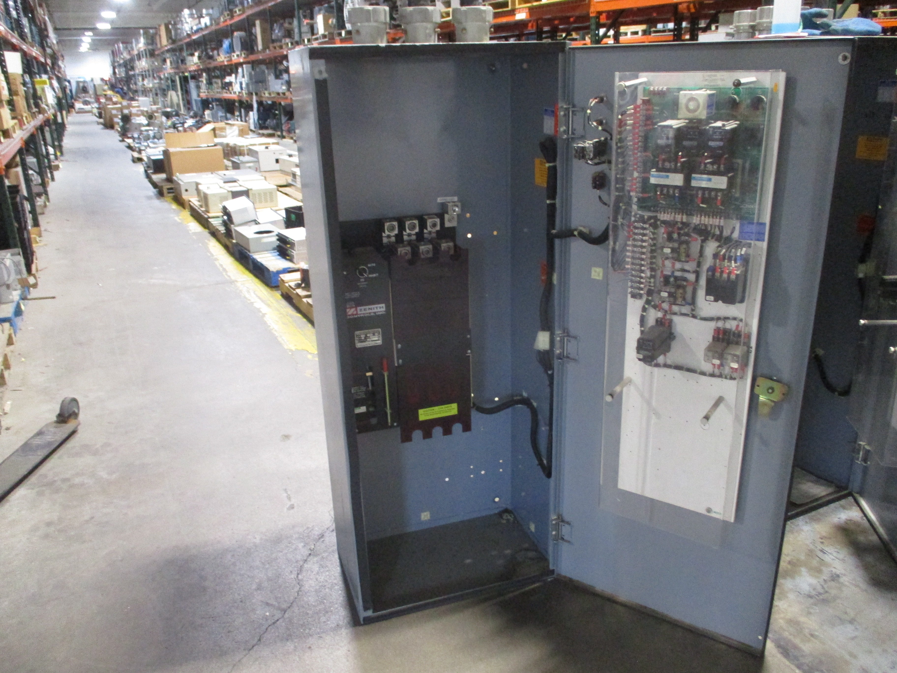 Zenith Automatic Transfer Switch ZTSHU40EC-5AALLST.6B 400A 480V 60Hz 3Ph *Broken Arc Shield* Used