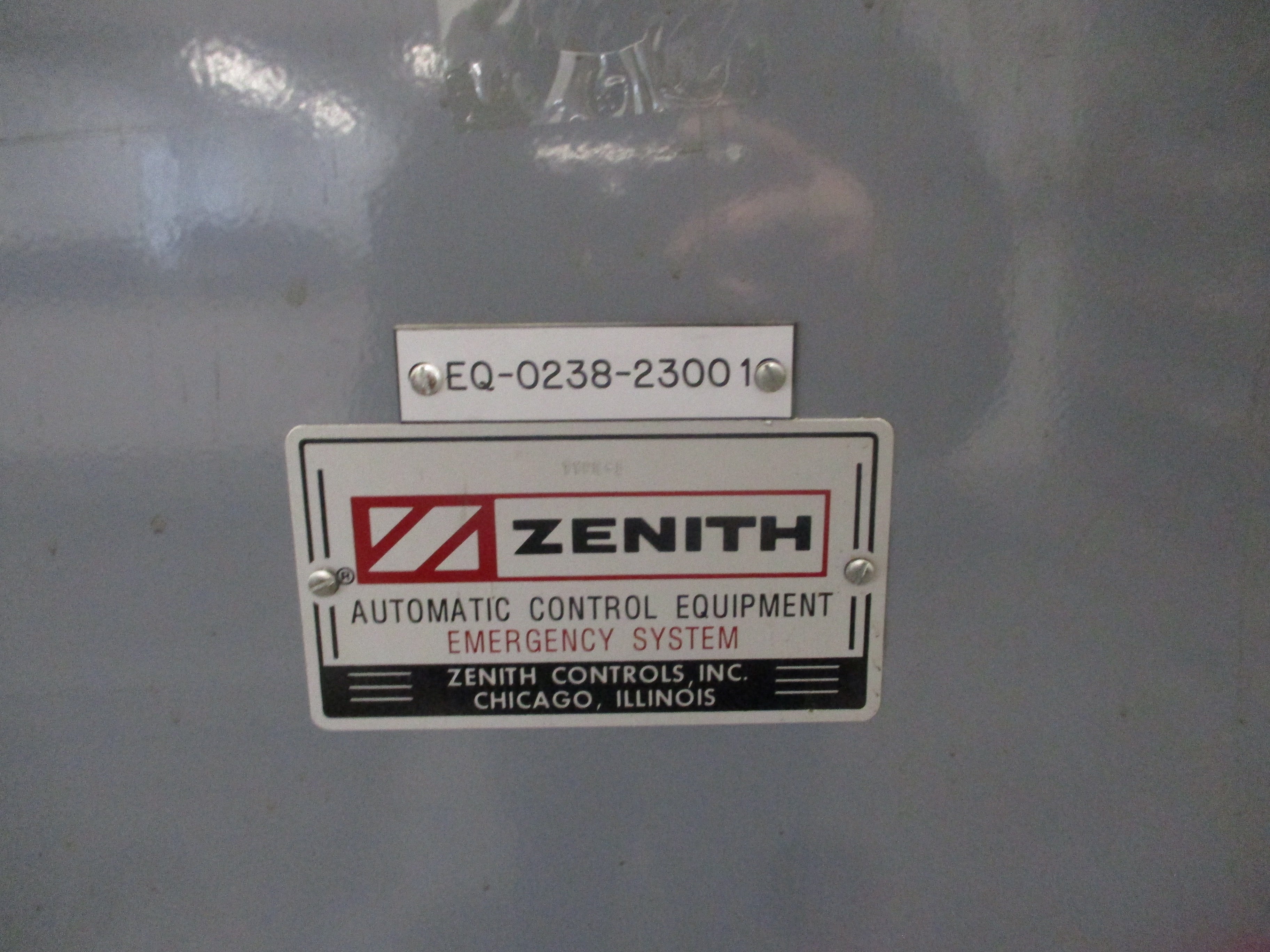 Zenith Automatic Transfer Switch ZTSHU40EC-5AALLST.6B 400A 480V 60Hz 3Ph *Broken Arc Shield* Used