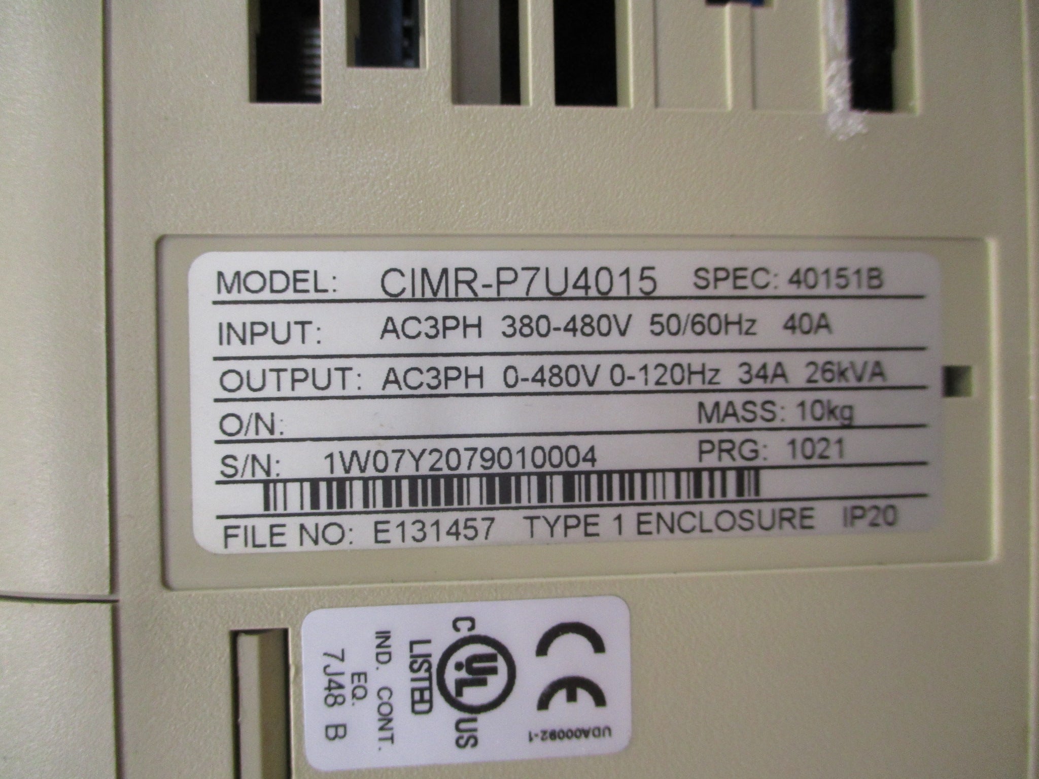 Yaskawa Varispeed P7 AC Drive CIMR-P7U4015 25HP 3Ph *No Keypad* Used