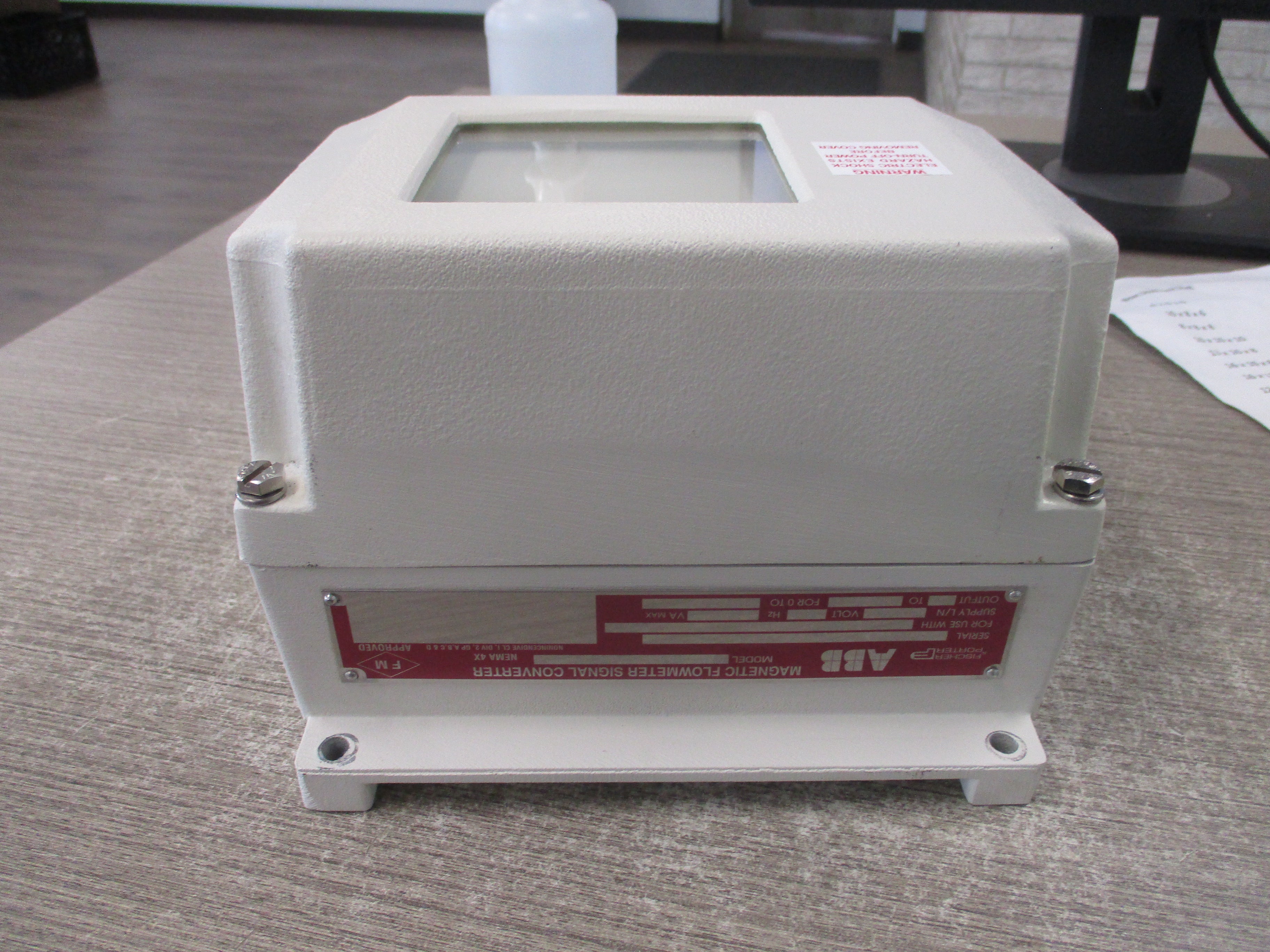 ABB Magnetic Flowmeter Signal Converter M2DCD1 A012 115V 60Hz 23VA Output: 4-20MA For 0-10500GPM Used