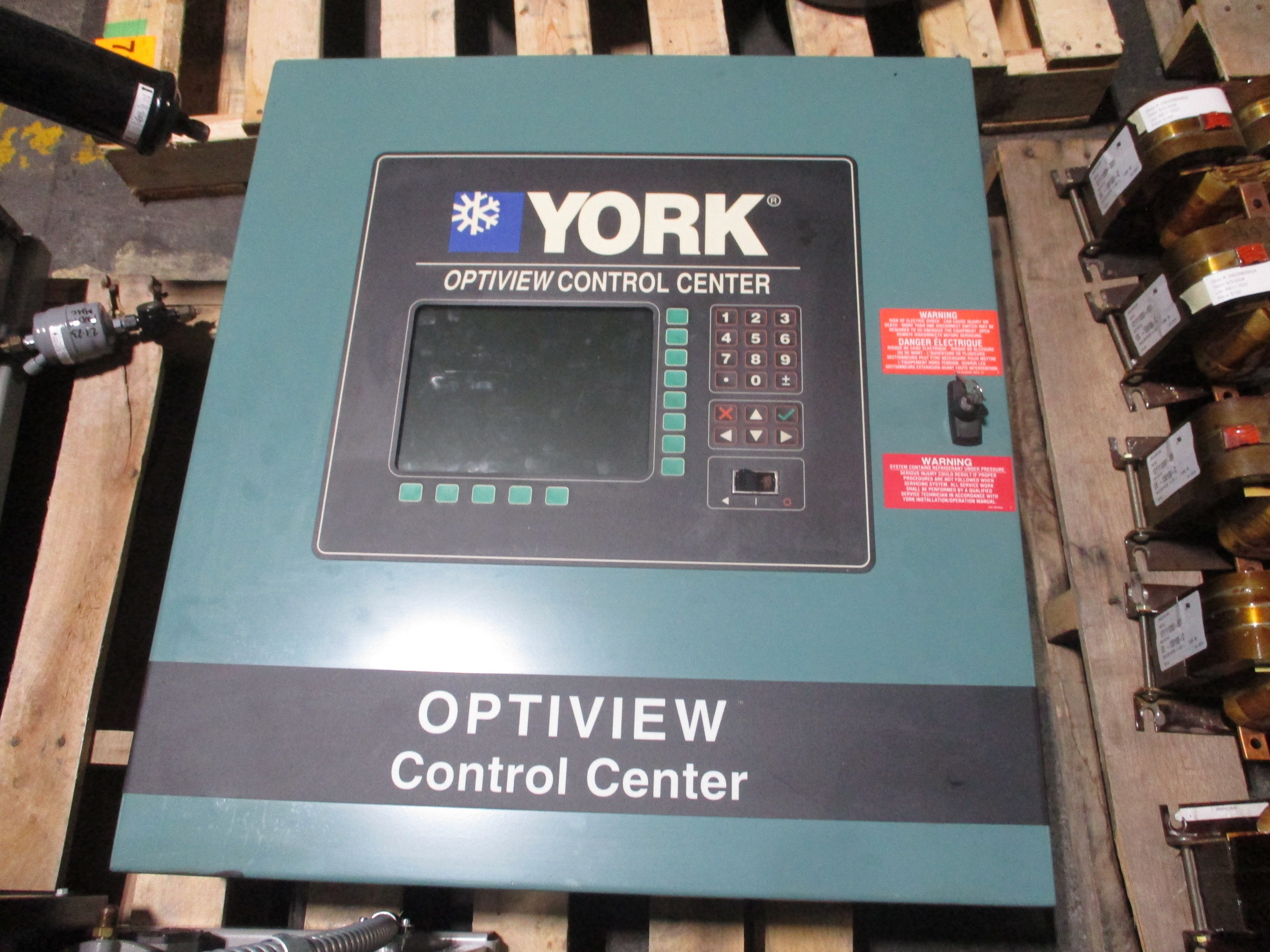 York Optiview Control Center 025-35168-000 Type 1 Enclosure 115V 1Ph 50/60Hz Used