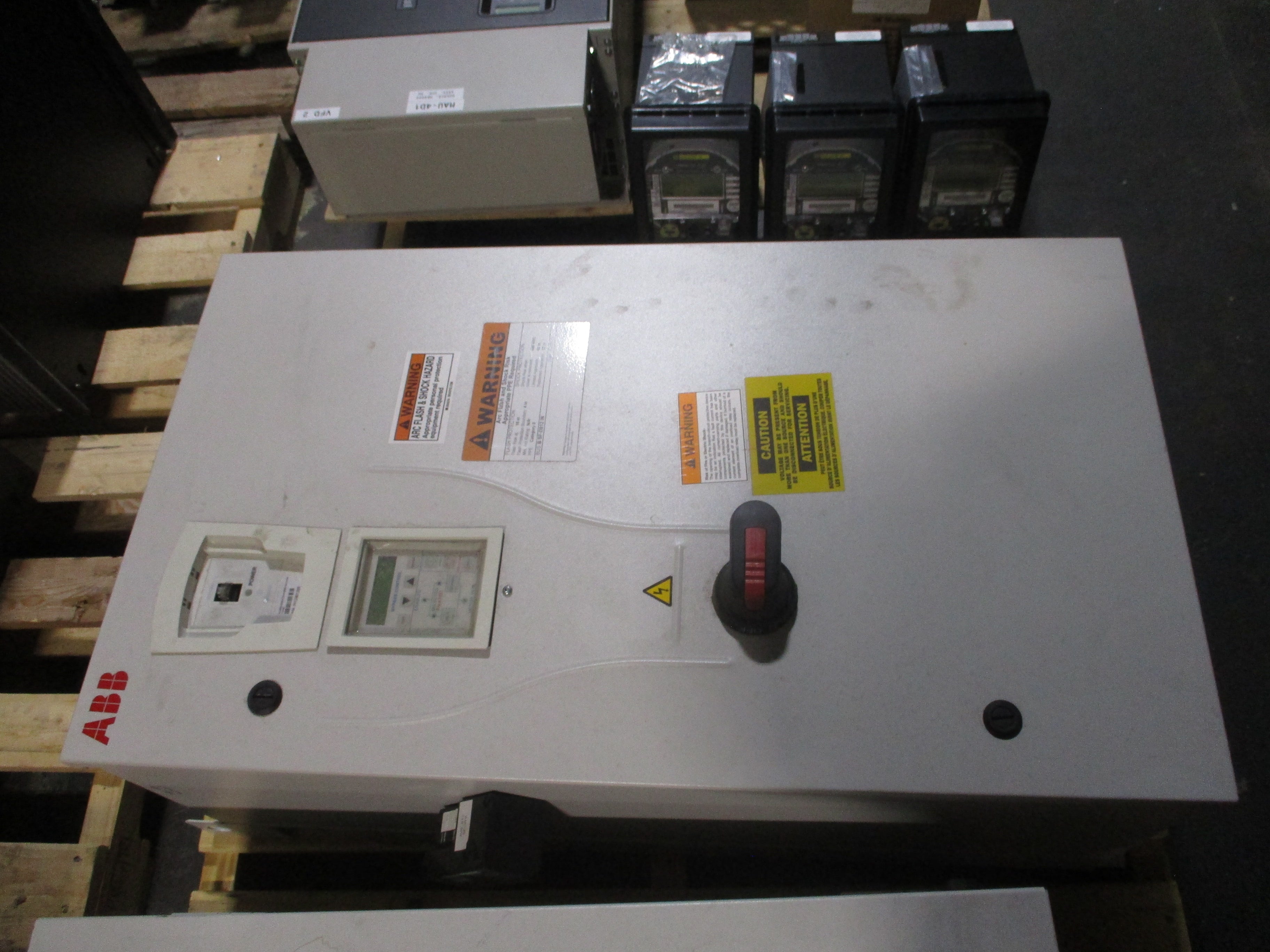 ABB ACH550 AC Drive W/Bypass ACH550-BDR-072A-4+B055+E213+F267+K452 Used