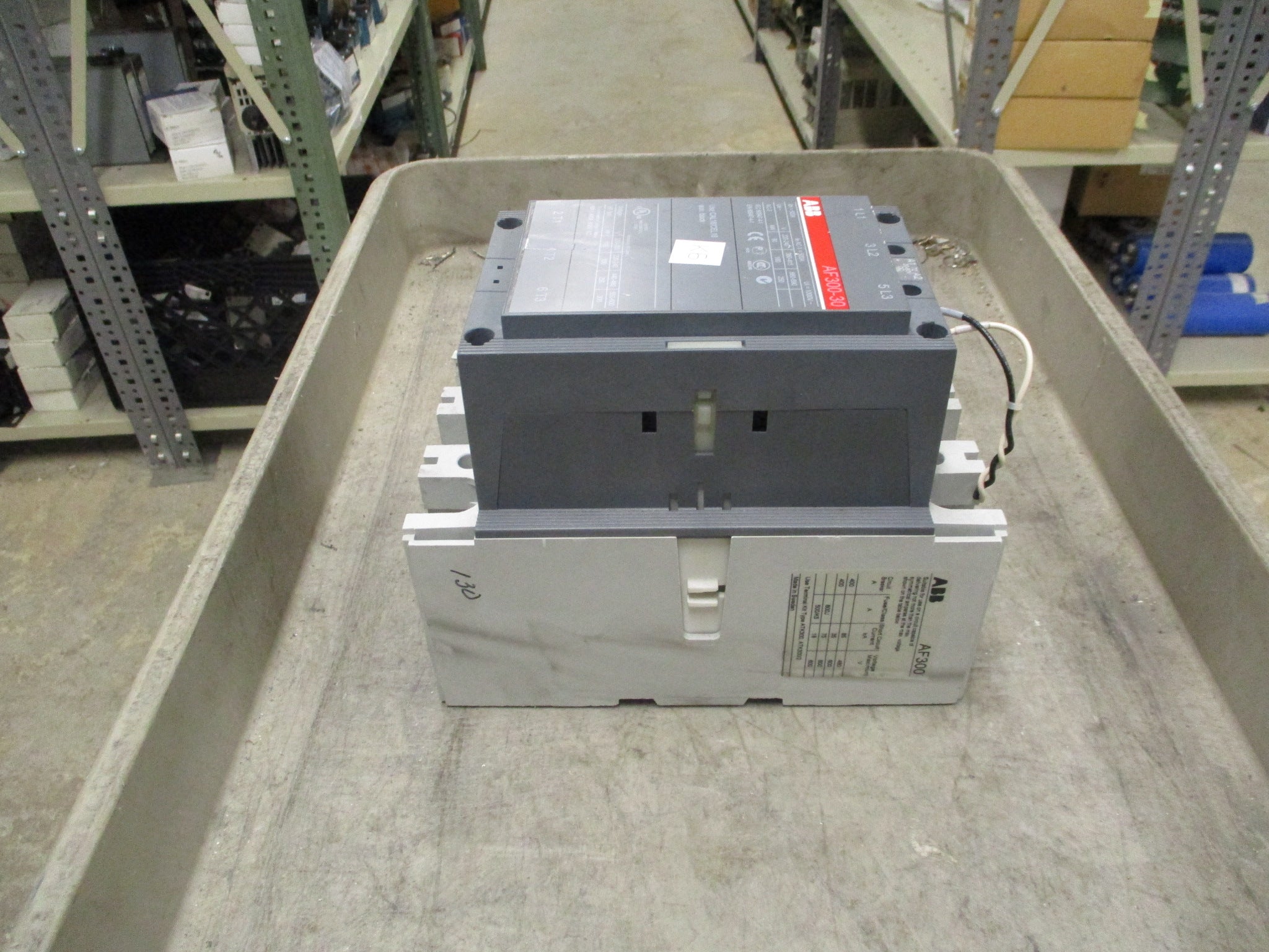 ABB Contactor AF300-30 20-60VDC Coil 400A 600V Used