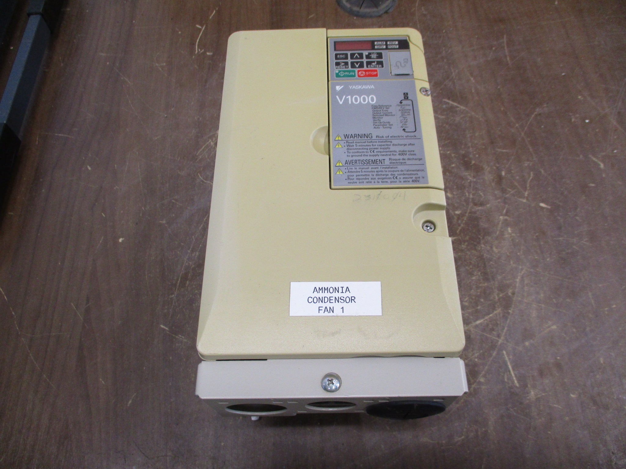 Yaskawa V1000 AC Drive CIMR-VU4A0018FAA 10HP 3Ph Used