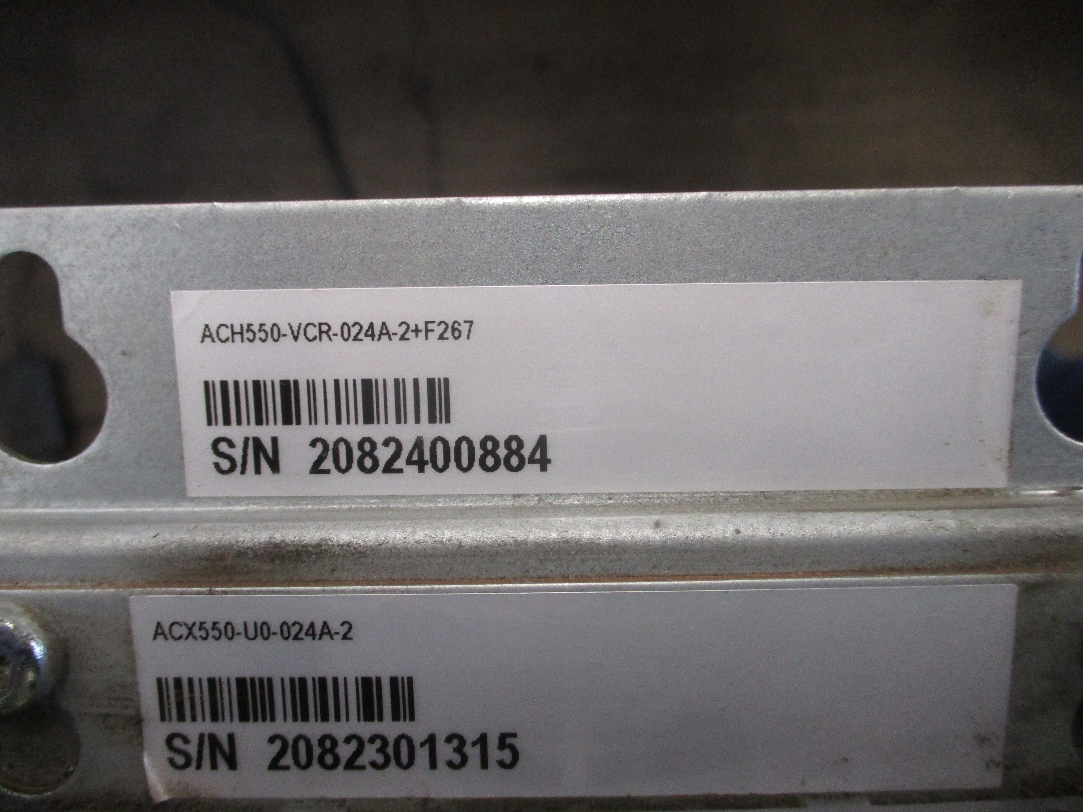 ABB ACH550 AC Drive W/Bypass ACH550-VCR-024A-2+F267 7.5HP 3Ph Input: 3PH 48-63Hz 208-240 VAC 24.2A Output: 3PH 0.500Hz 0-U1 VAC 24.2A W/Keypad Used