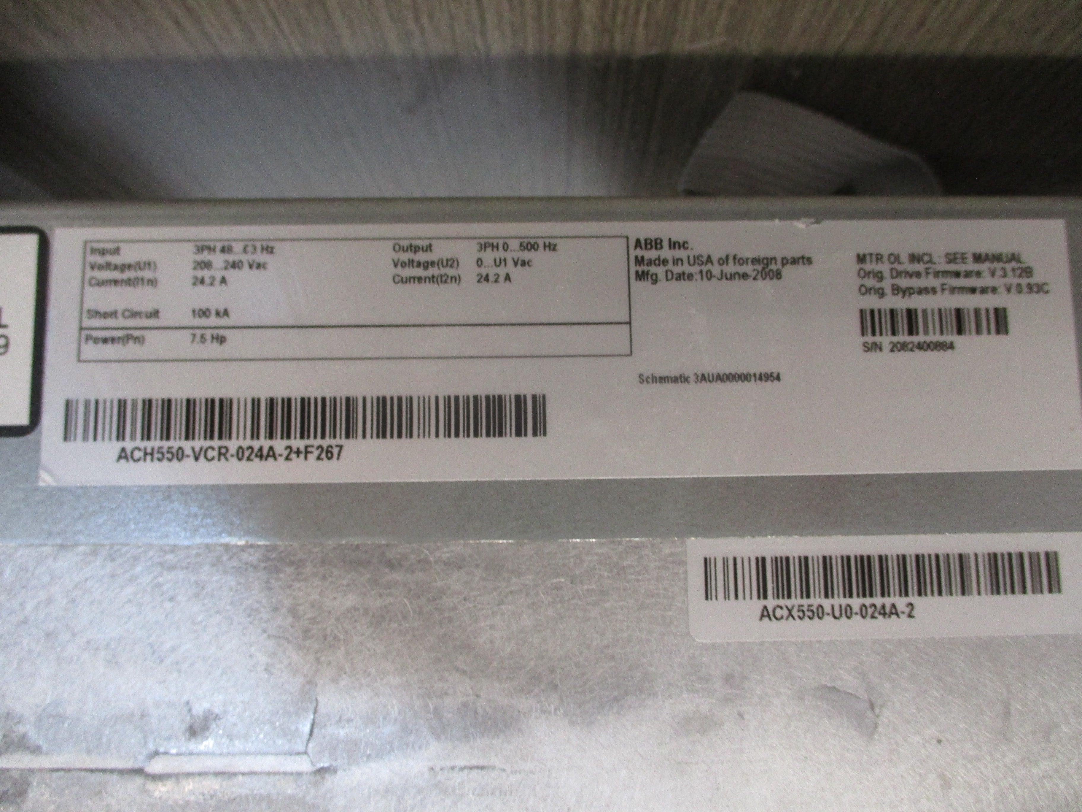 ABB ACH550 AC Drive W/Bypass ACH550-VCR-024A-2+F267 7.5HP 3Ph Input: 3PH 48-63Hz 208-240 VAC 24.2A Output: 3PH 0.500Hz 0-U1 VAC 24.2A W/Keypad Used