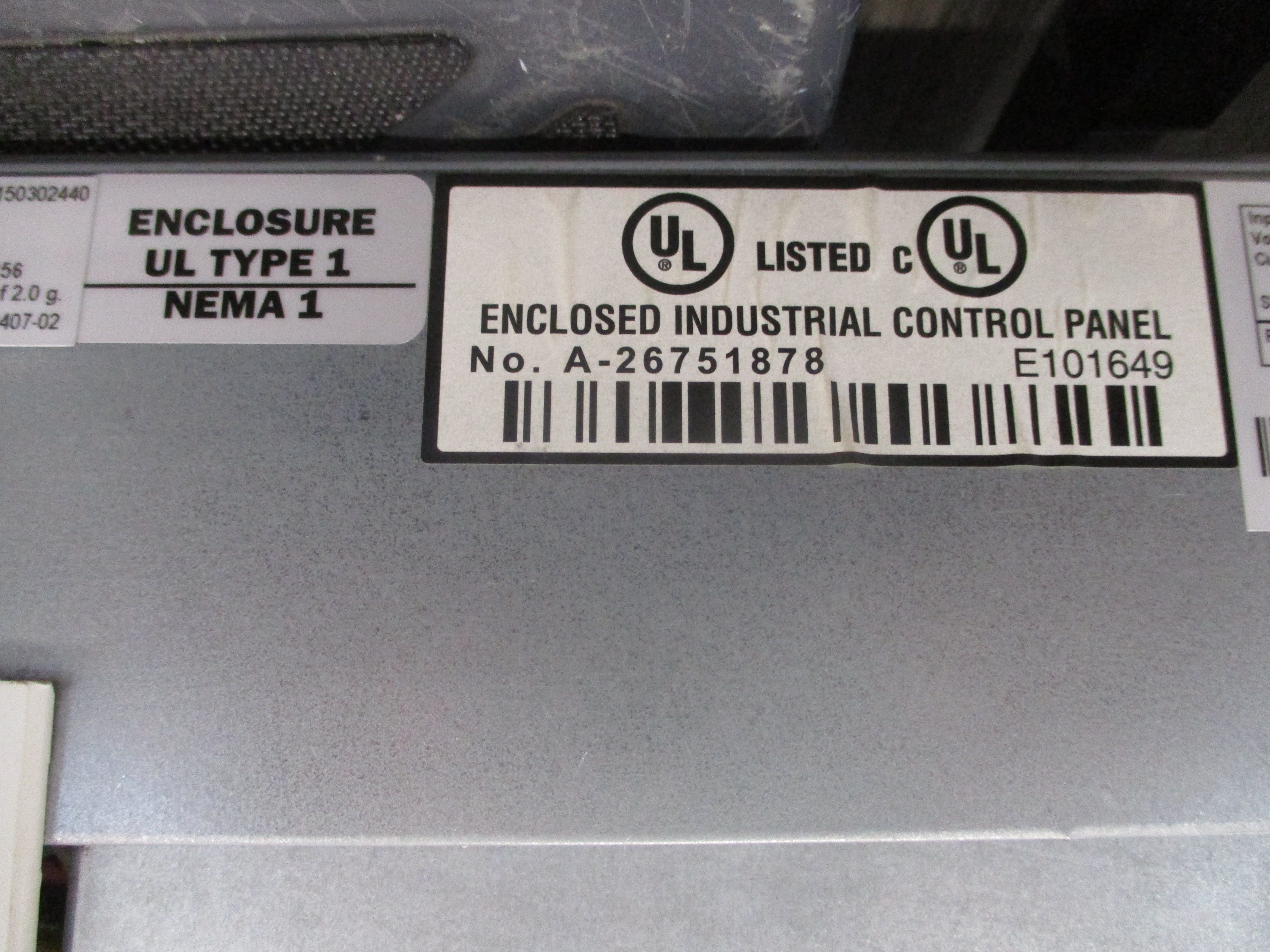 ABB ACH550 AC Drive W/Bypass ACH550-VCR-059A-2+F267 20HP 3Ph Input: 3PH 48-63Hz 208-240 VAC 59.4A Output: 3PH 0-500Hz 0-U1 VAC 59.4A W/Keypad Used