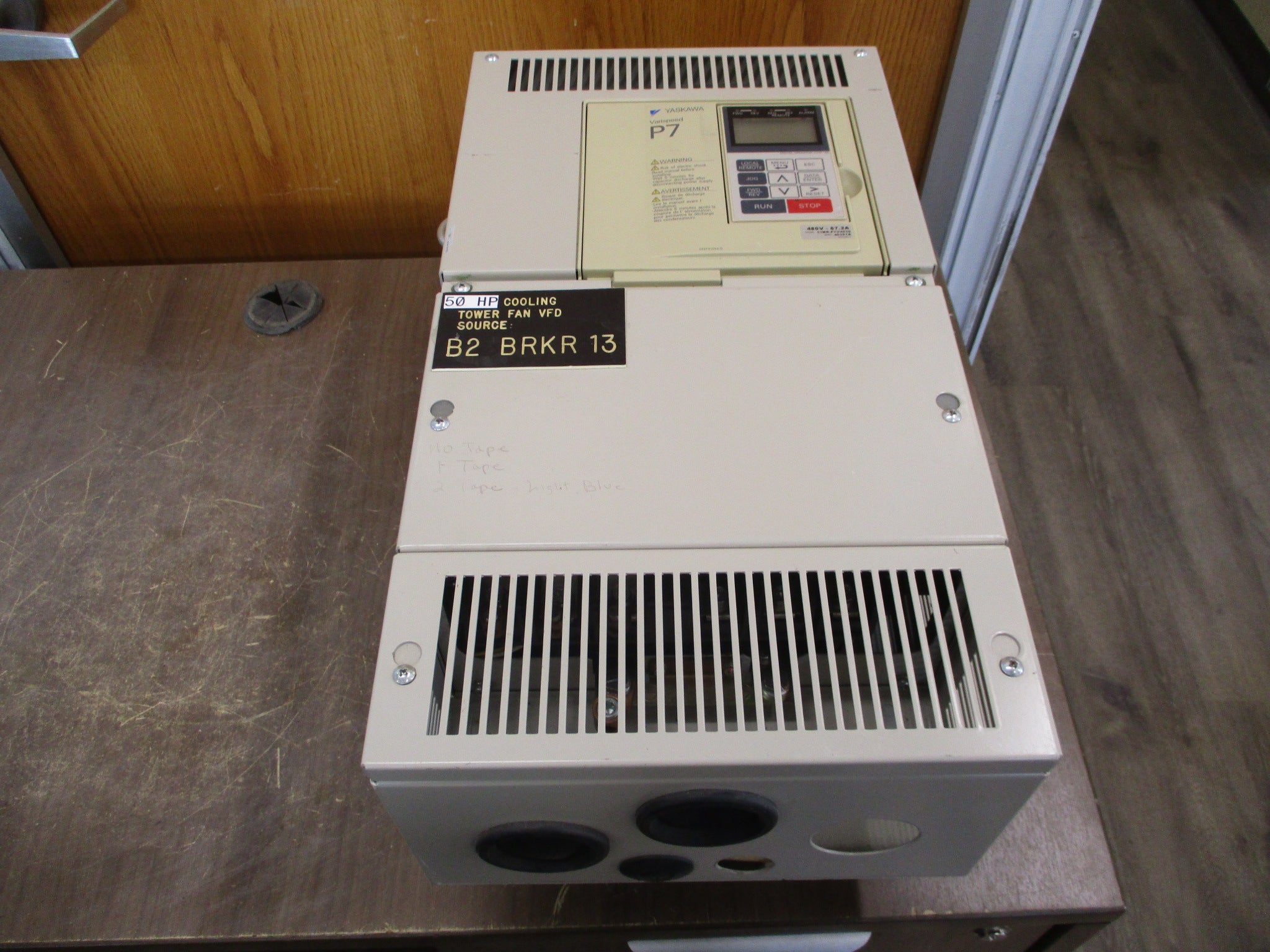 Yaskawa Varispeed P7 AC Drive CIMR-P7U4030 50HP 3Ph w/ Keypad Used