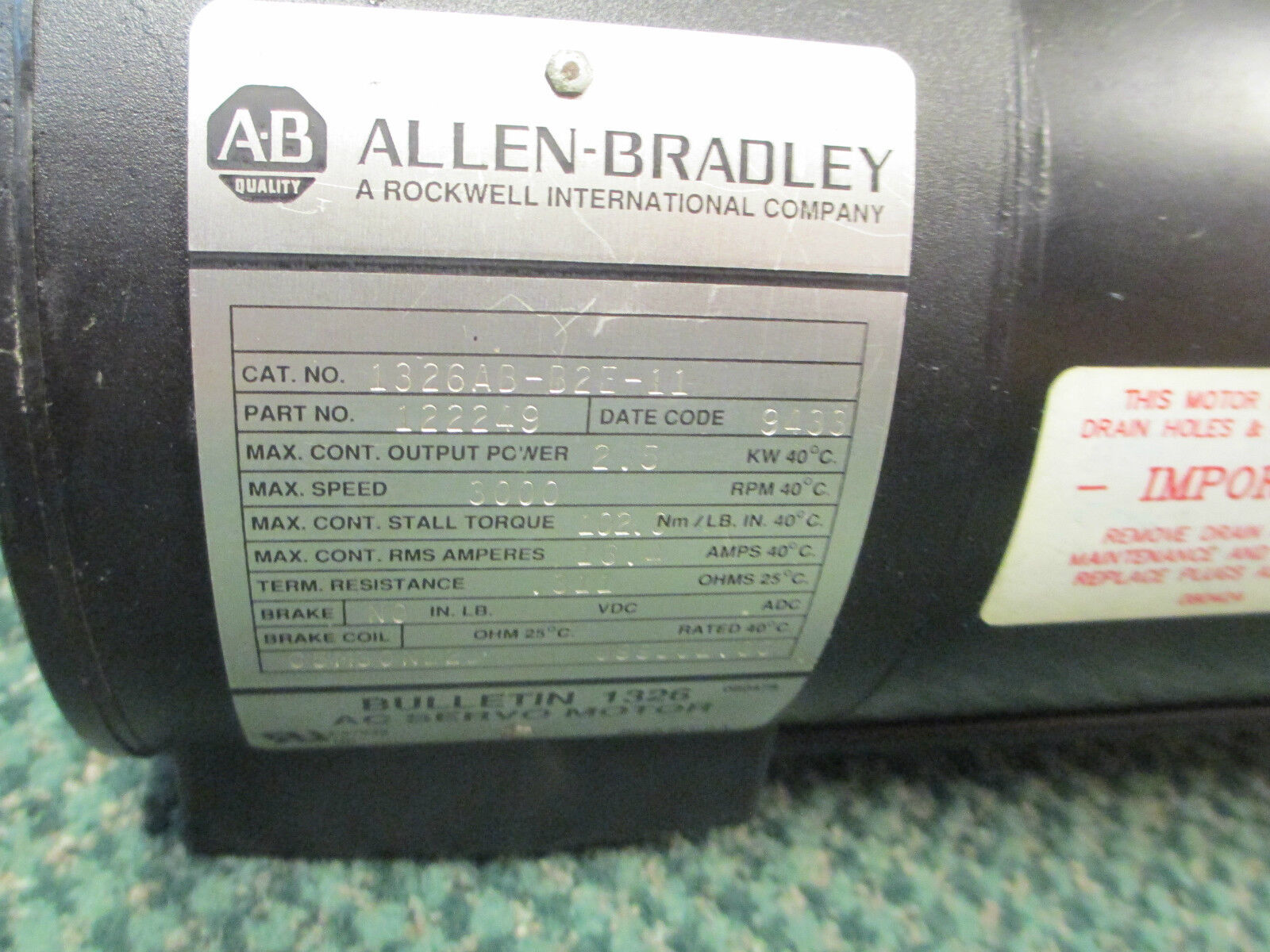 Allen-Bradley 1326  AC Servo Motor 1326AB-B2E-11, w/ Winsmith 926 Gear 926CDT