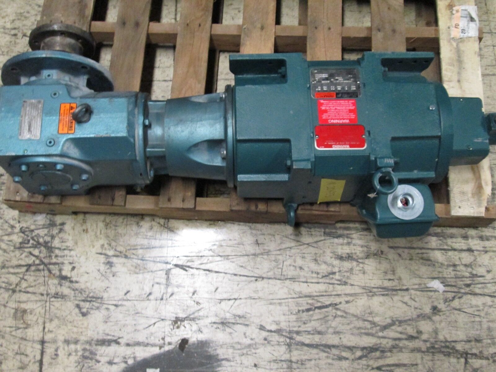 Reliance RPM AC Inverter Duty Motor L3246A 3 HP w/ SEW-EuroDrive Gear Used