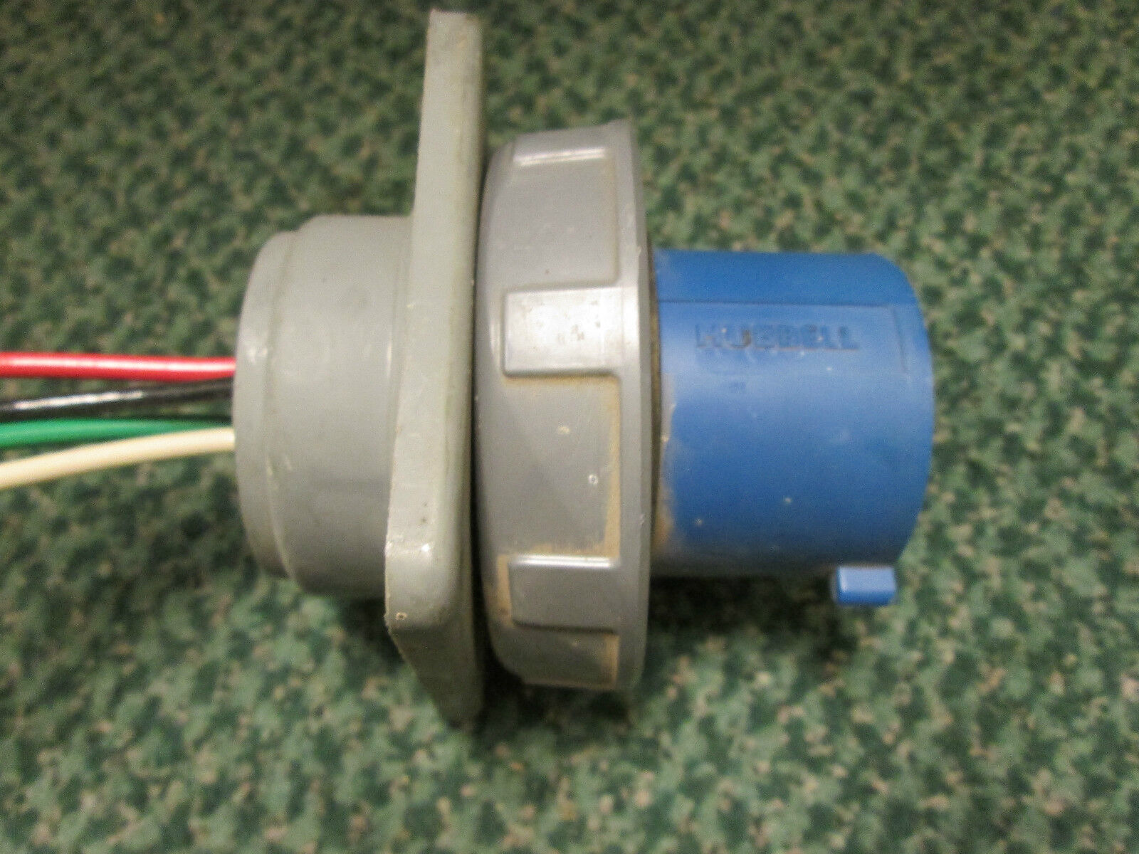 Hubbell Pin & Sleeve 430B9W 30 Amp 250VAC Inlet Used